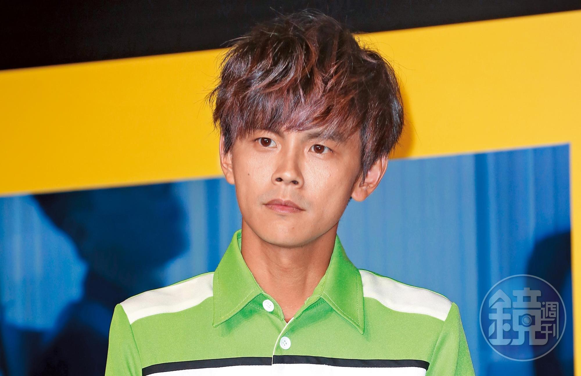阿翔是個愛家好男人，為了讓老婆小孩過得更好，他在演藝圈工作相當拚命。