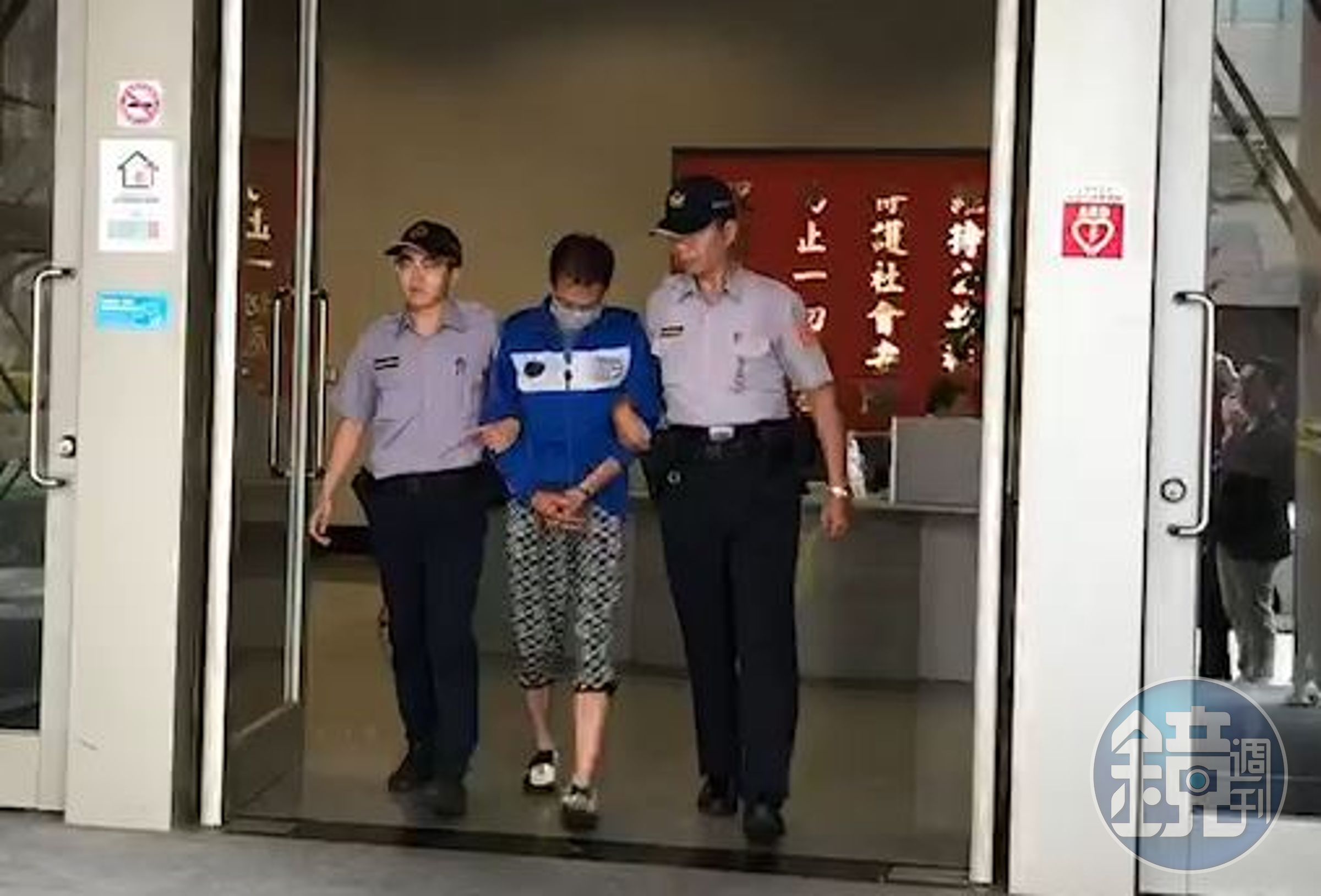 柯姓男子潛入松山「秦老師」豆漿店行竊，得手66萬元。（翻攝畫面）