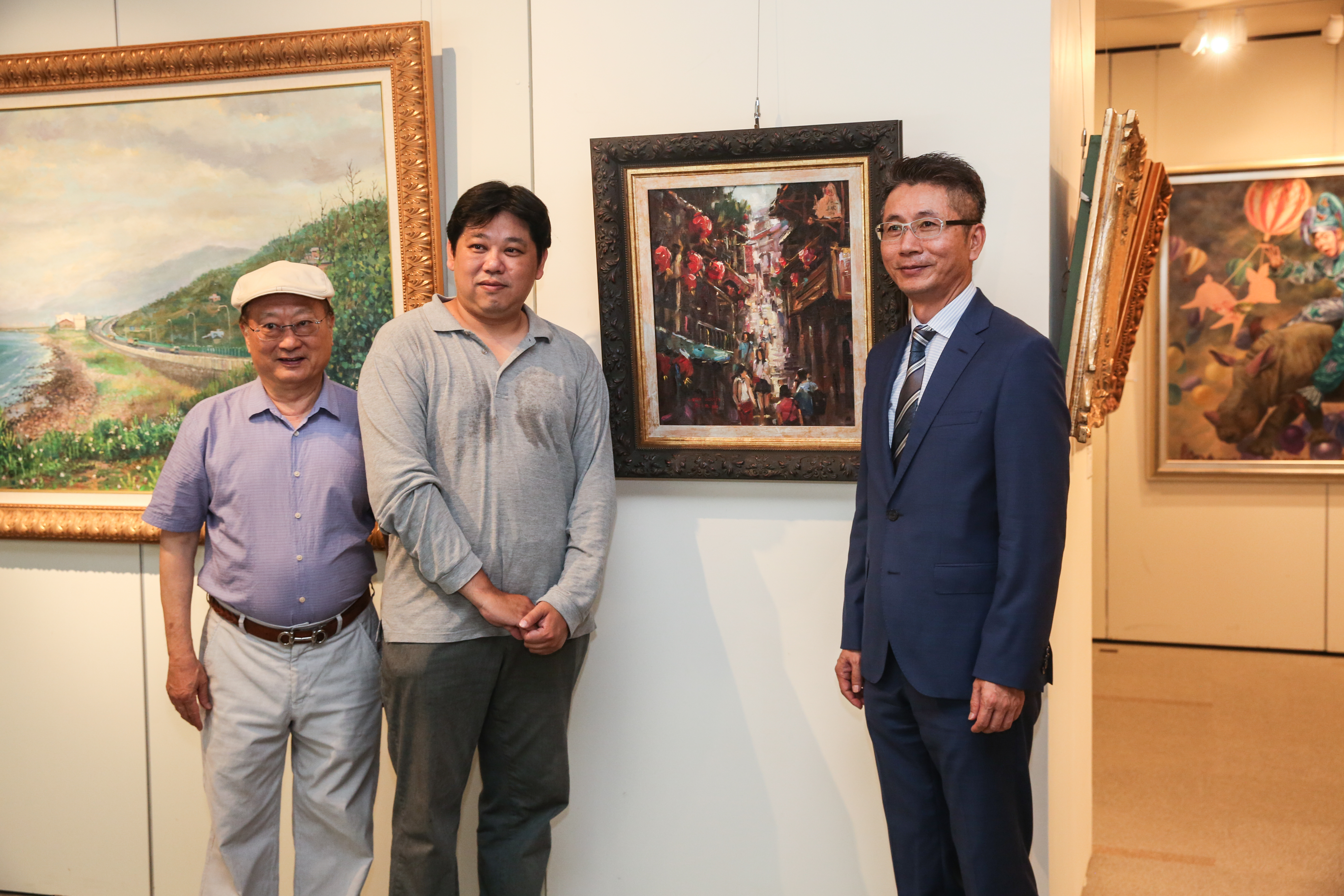 縮時攝影相機品牌Brinno記錄國內西畫家鄭志德的最新油畫作品《浪漫九份》。