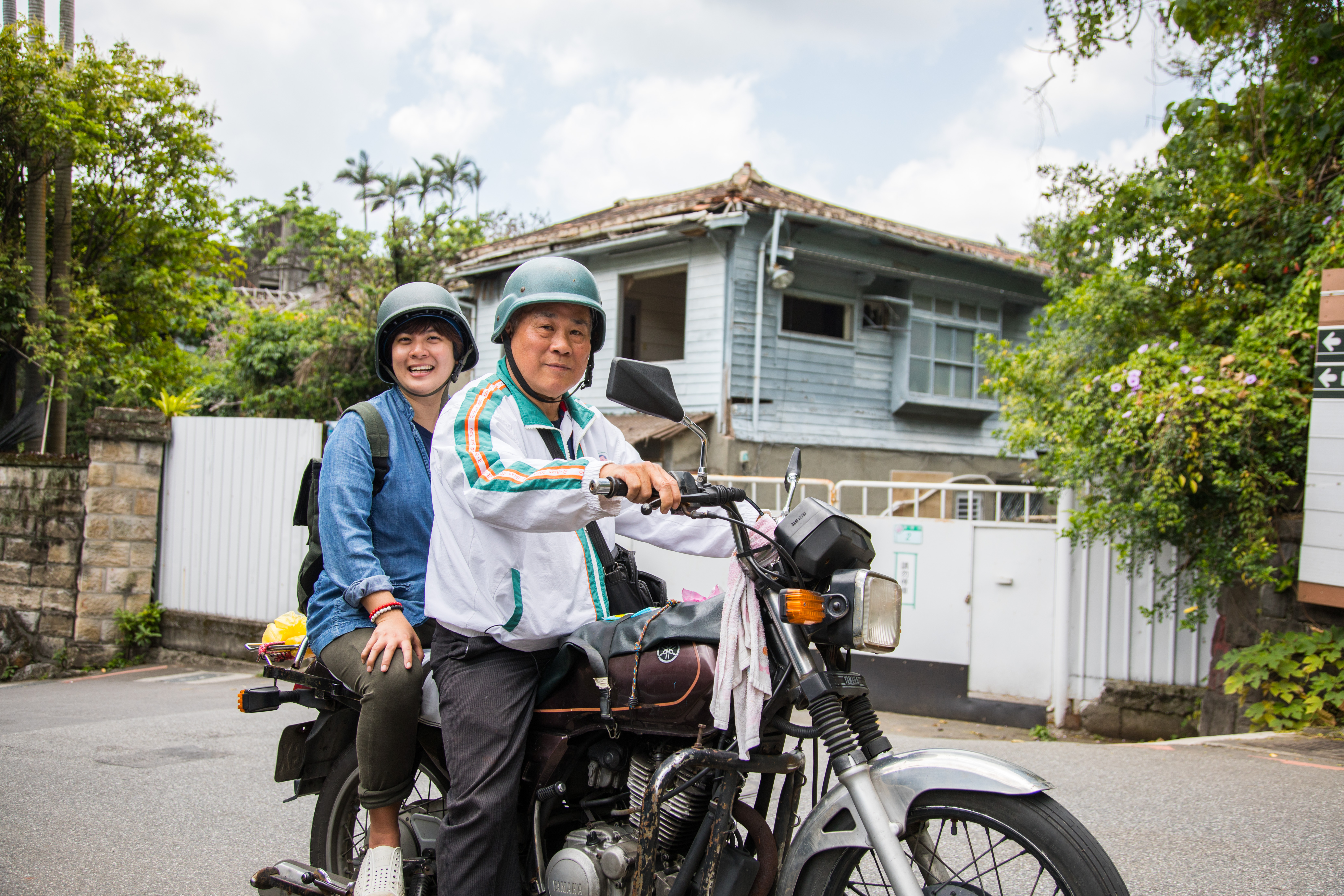跟著快遞員穿梭在北投小道，有不少有趣的歷史故事可以聽。