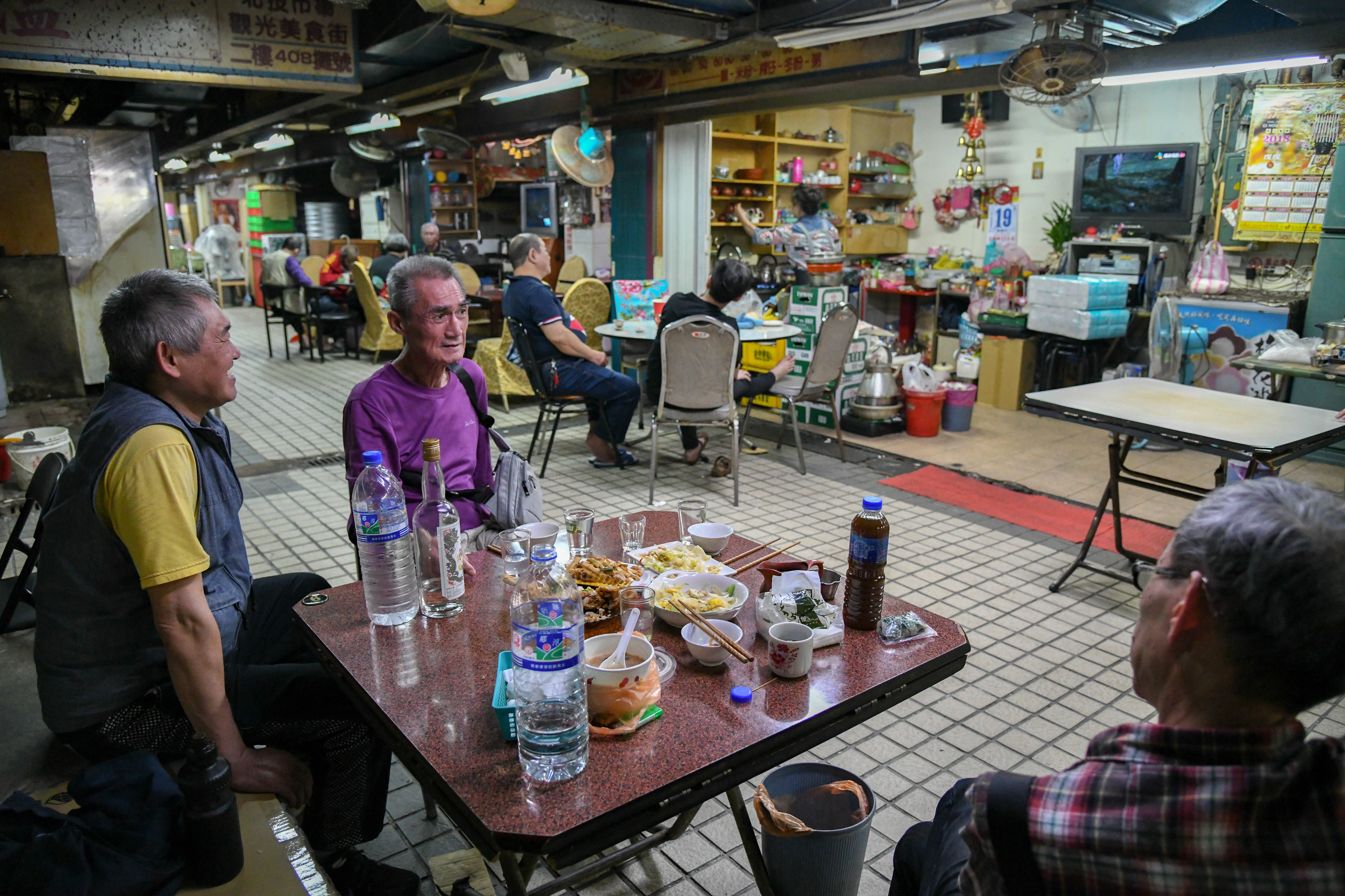 北投市場的茶店，一般只有老客人敢入座。