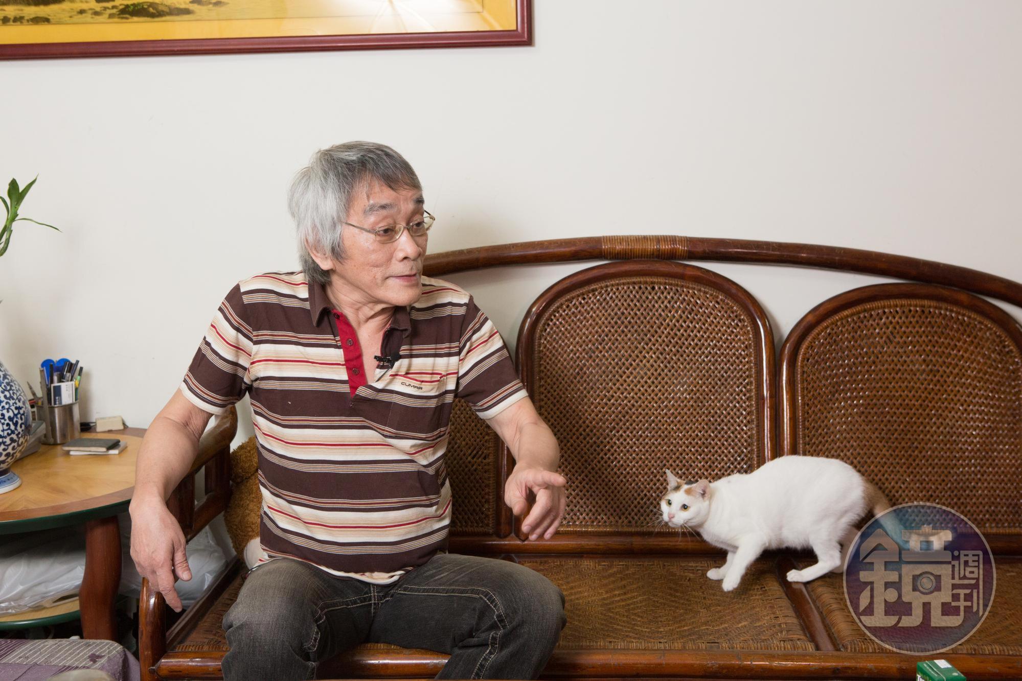 郭箏愛貓，他最多曾養到11隻貓，都是名為「母老虎」的母貓所生，母老虎活到15歲過世，因為感情深厚，火化後，郭箏將牠的骨灰灑在後院的桂花樹下。