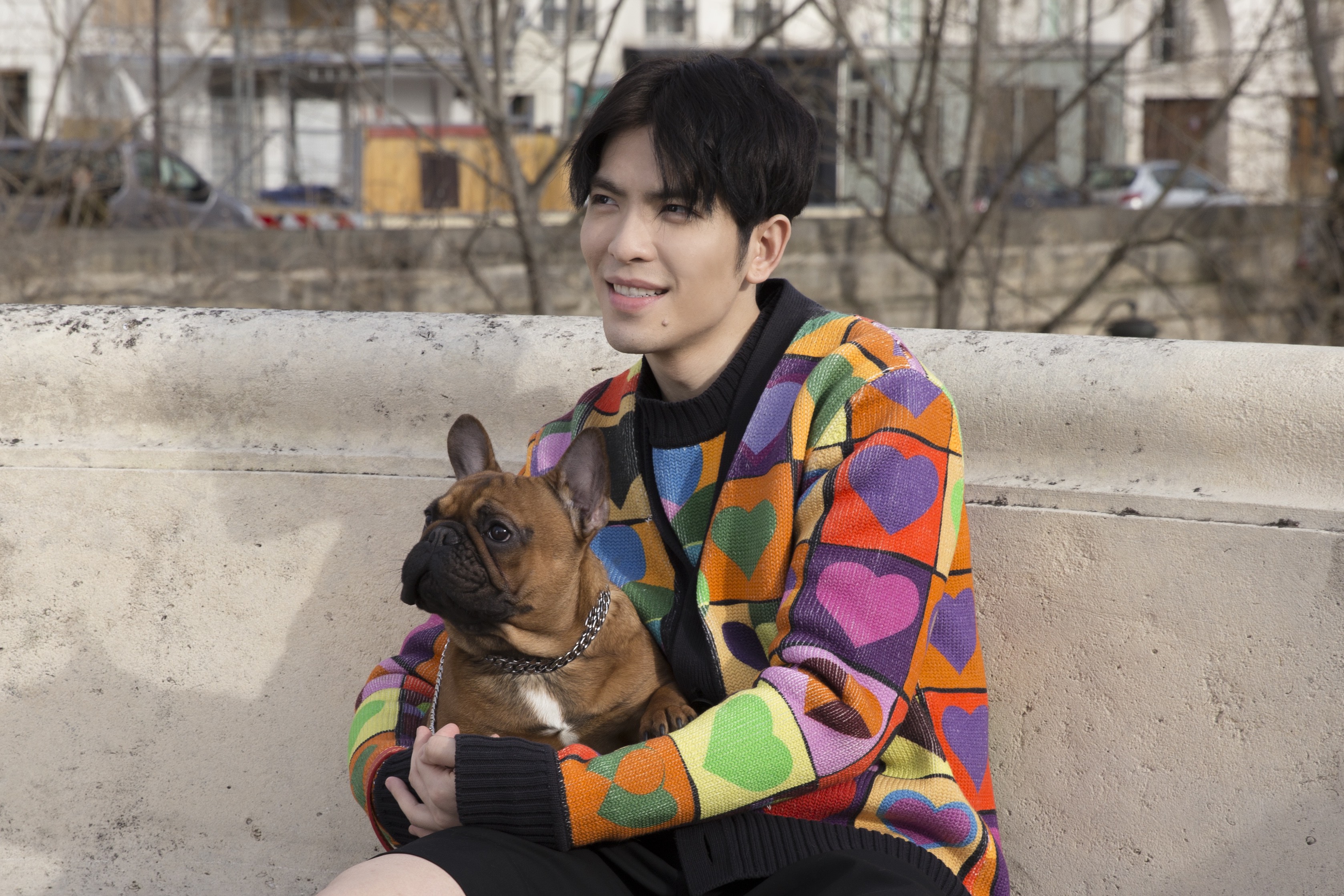 蕭敬騰直奔本週KKBOX週榜冠軍，金曲歌王氣勢正旺。（華納提供）