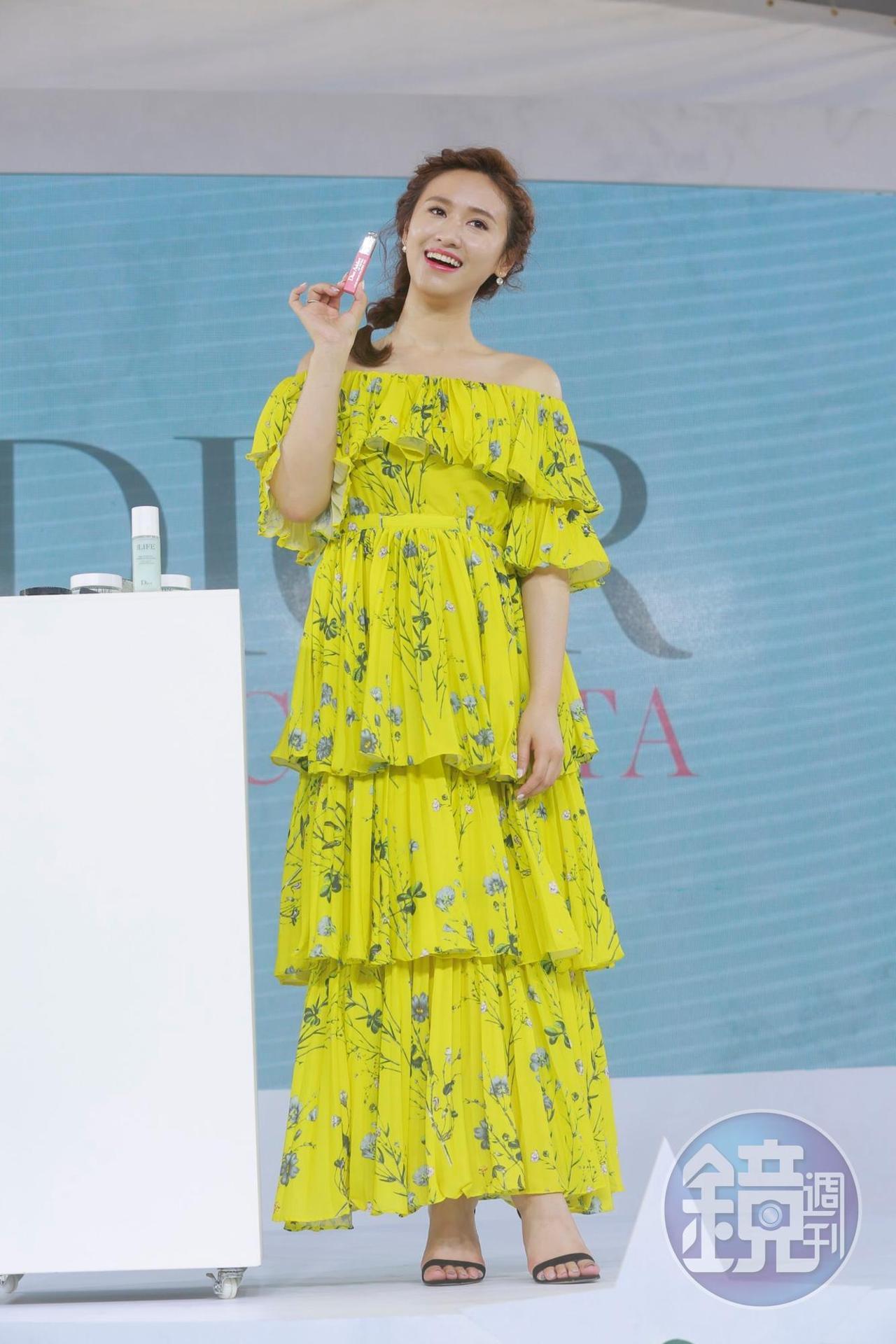 吳姍儒透露自己著重卸妝、按摩，以氣色好為最高指導原則。