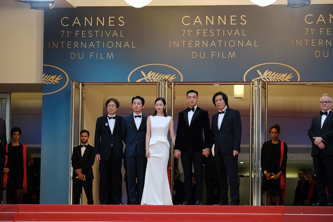 韓影《燃燒烈愛》在坎城影展奪下國際費比西影評人首獎。（翻攝自劉亞仁IG）