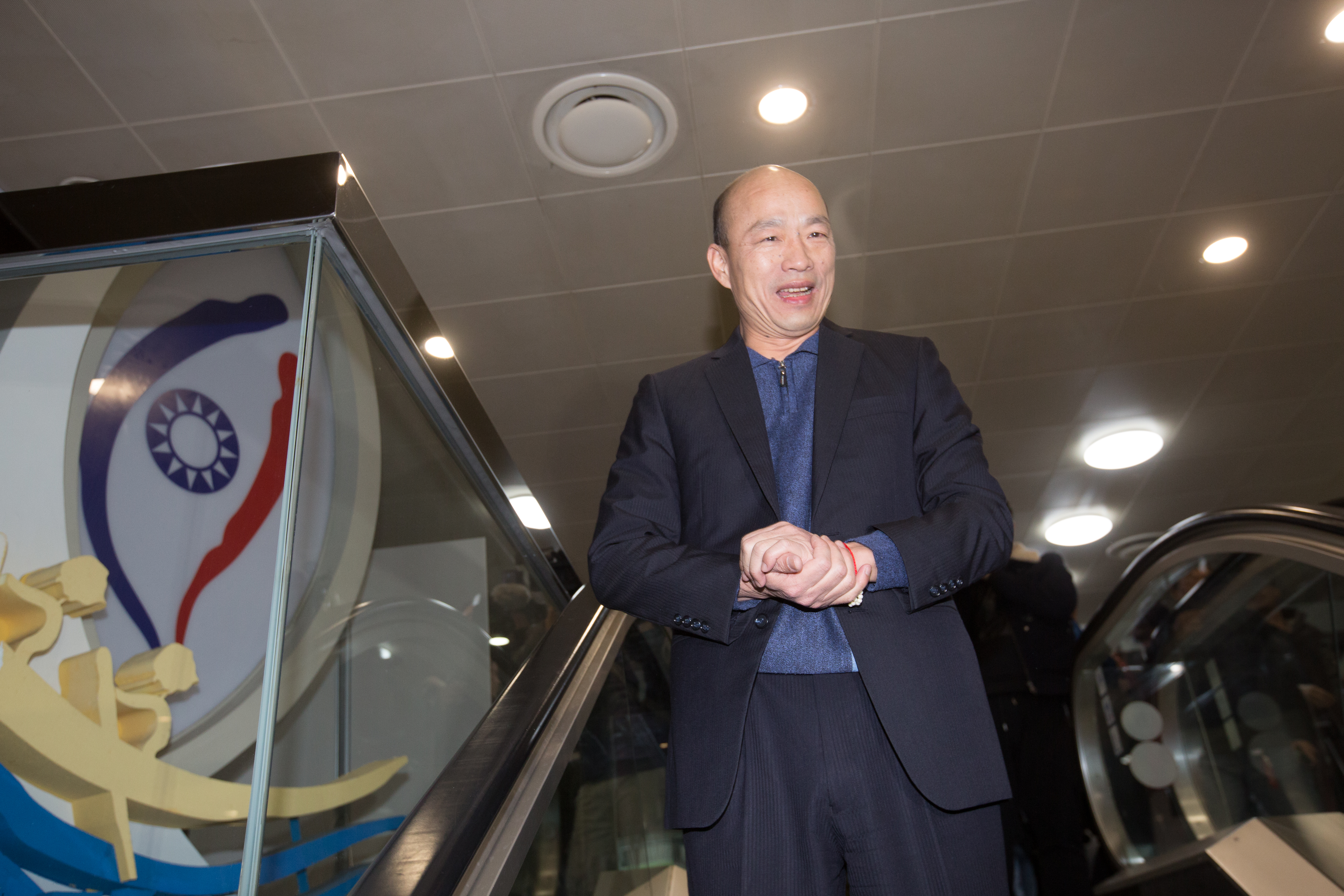 國民黨高雄市長初選民調結果出爐，高雄市黨部主委韓國瑜以平均支持率64.898%勝出。