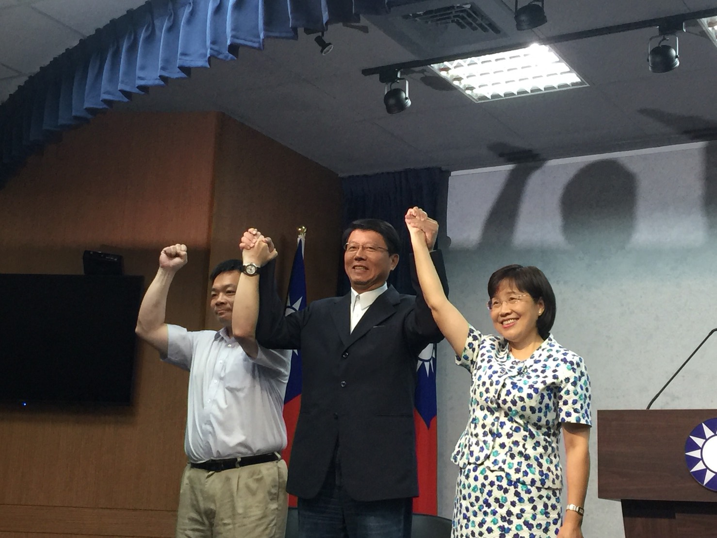 前立委高思博(左一)將代表國民黨參選台南市長。