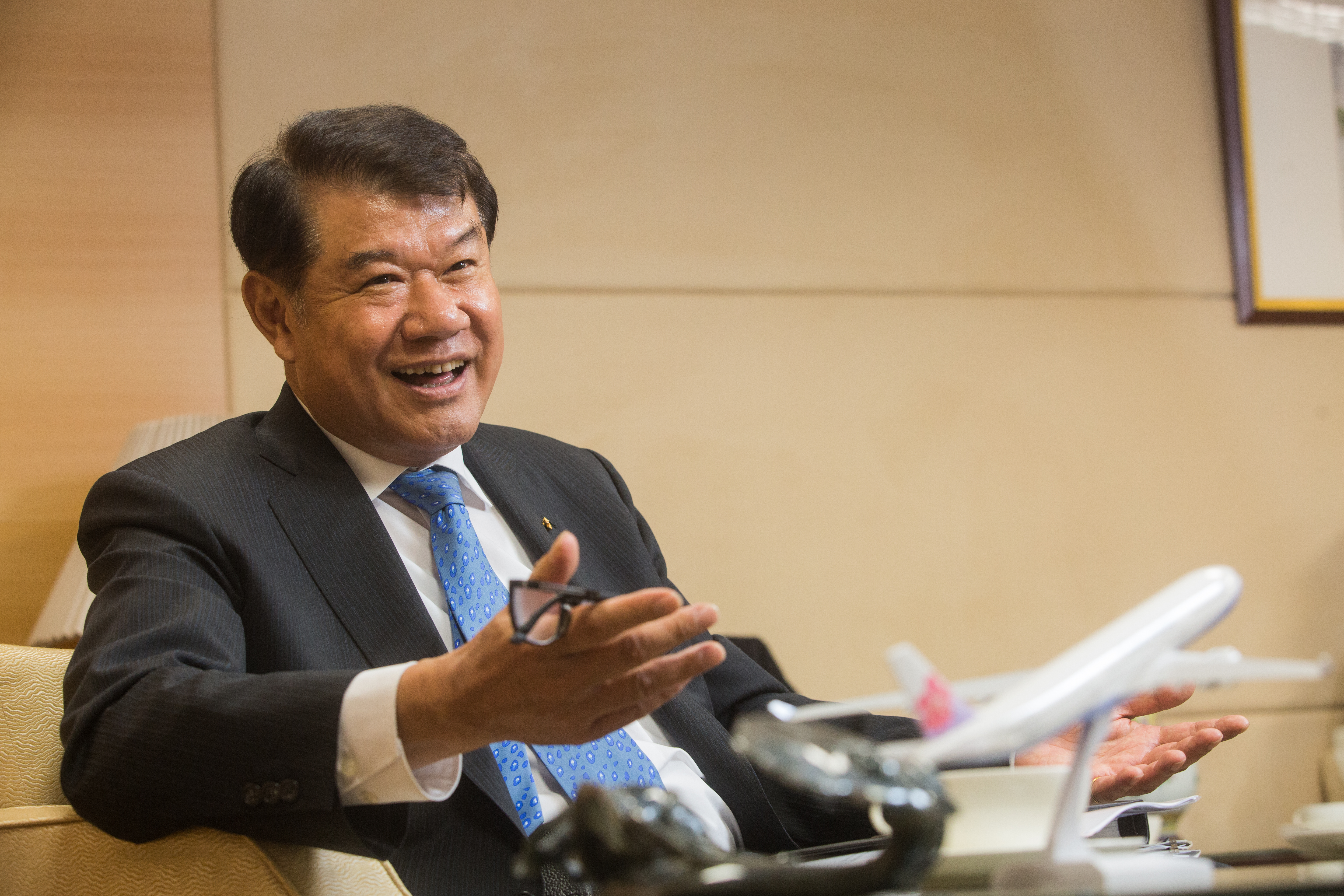 何煖軒接任華航董事長不到兩年就繳出亮眼成績單,他還要帶領華航進軍電商市場、搶攻航太商機。