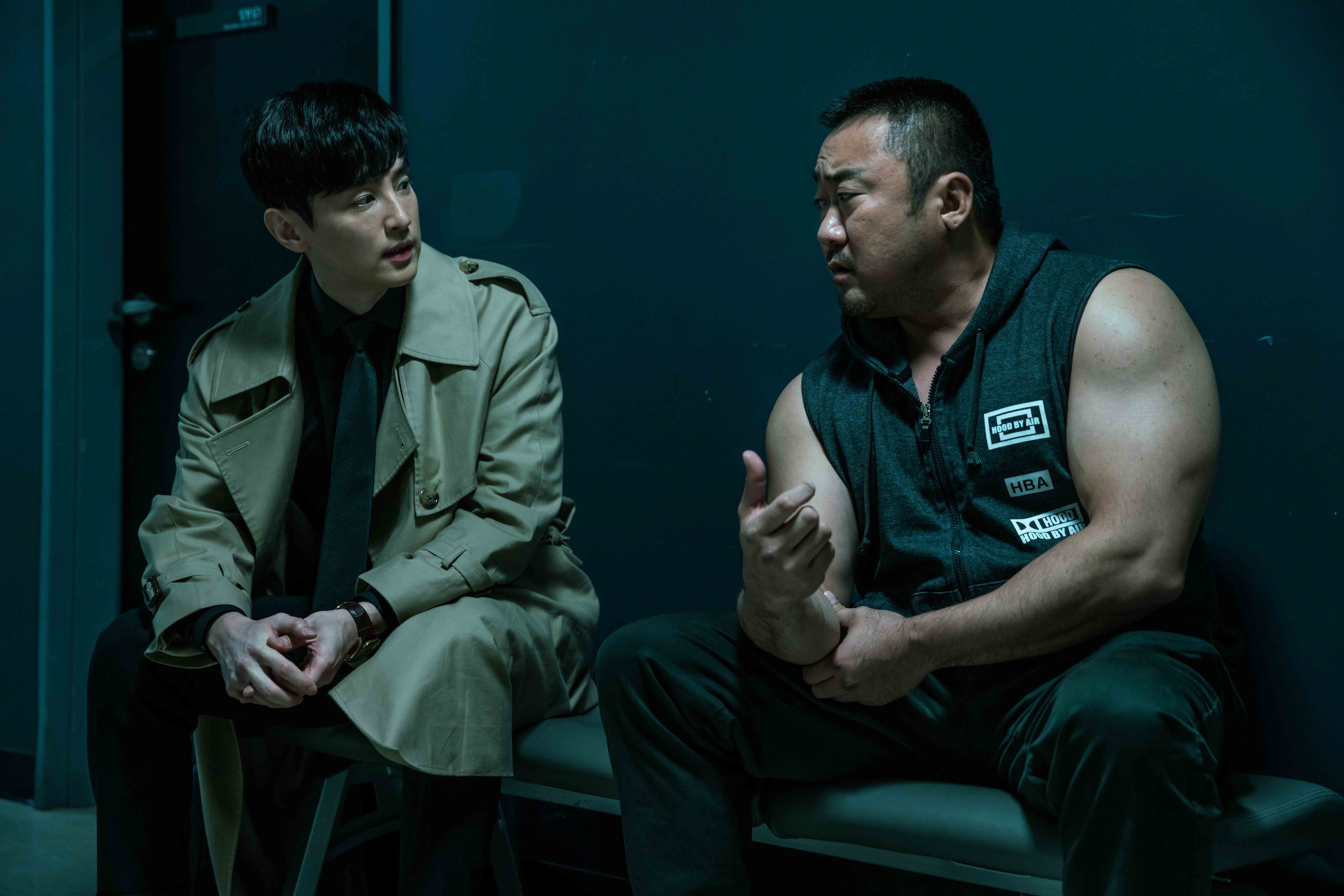 馬東石透露權律常在休息時間也找他聊演技,就算很累也無法休息。(華映電影提供)