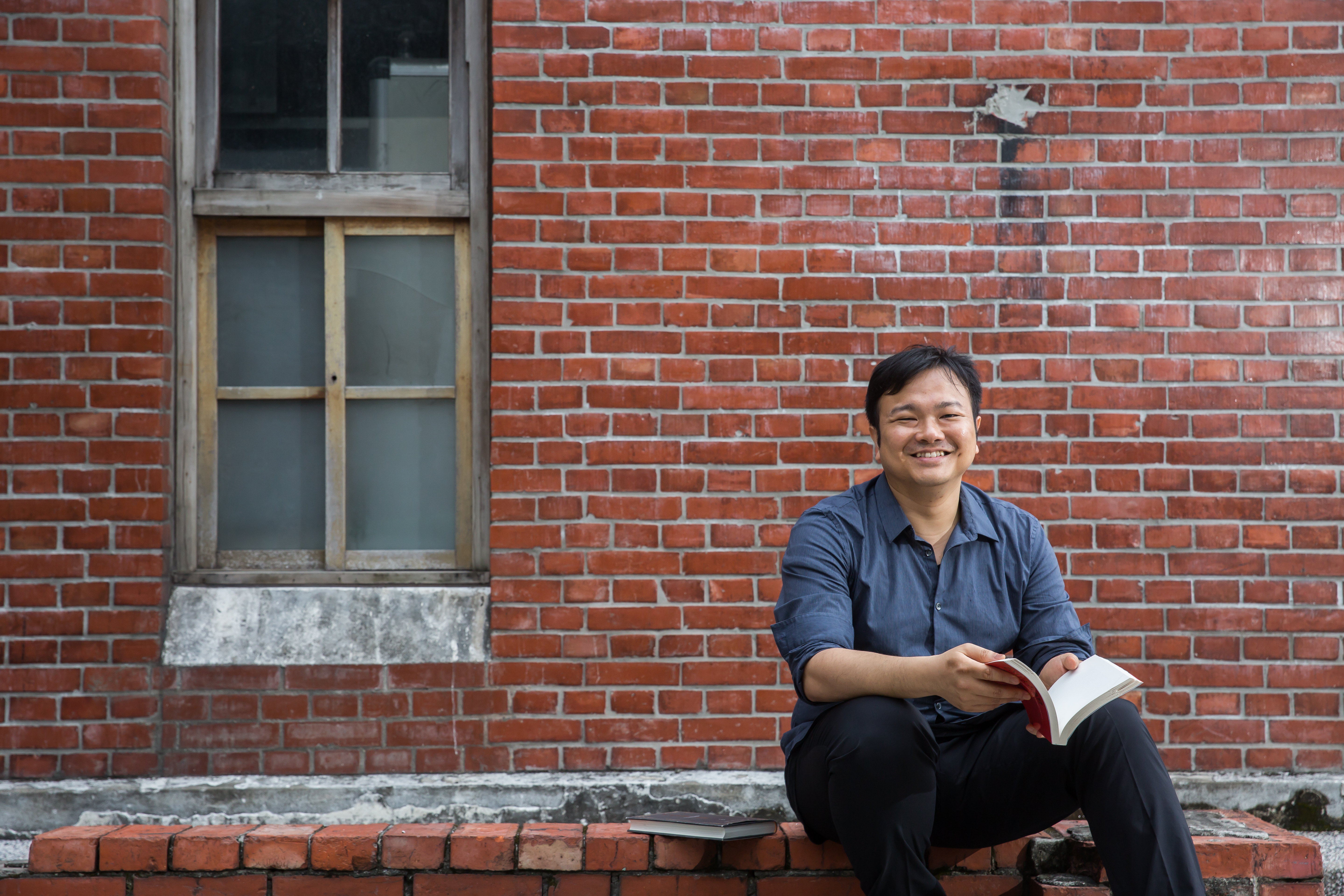 劉少勳曾因繁忙的研究工作而過著爆肝的生活,後來毅然轉向研究股票,從物理博士變成投資達人。