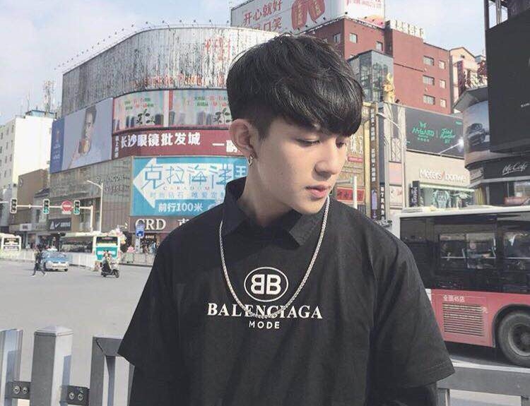 「台版張藝興」東詰翔參與《明日之子》。（校盟影業提供）