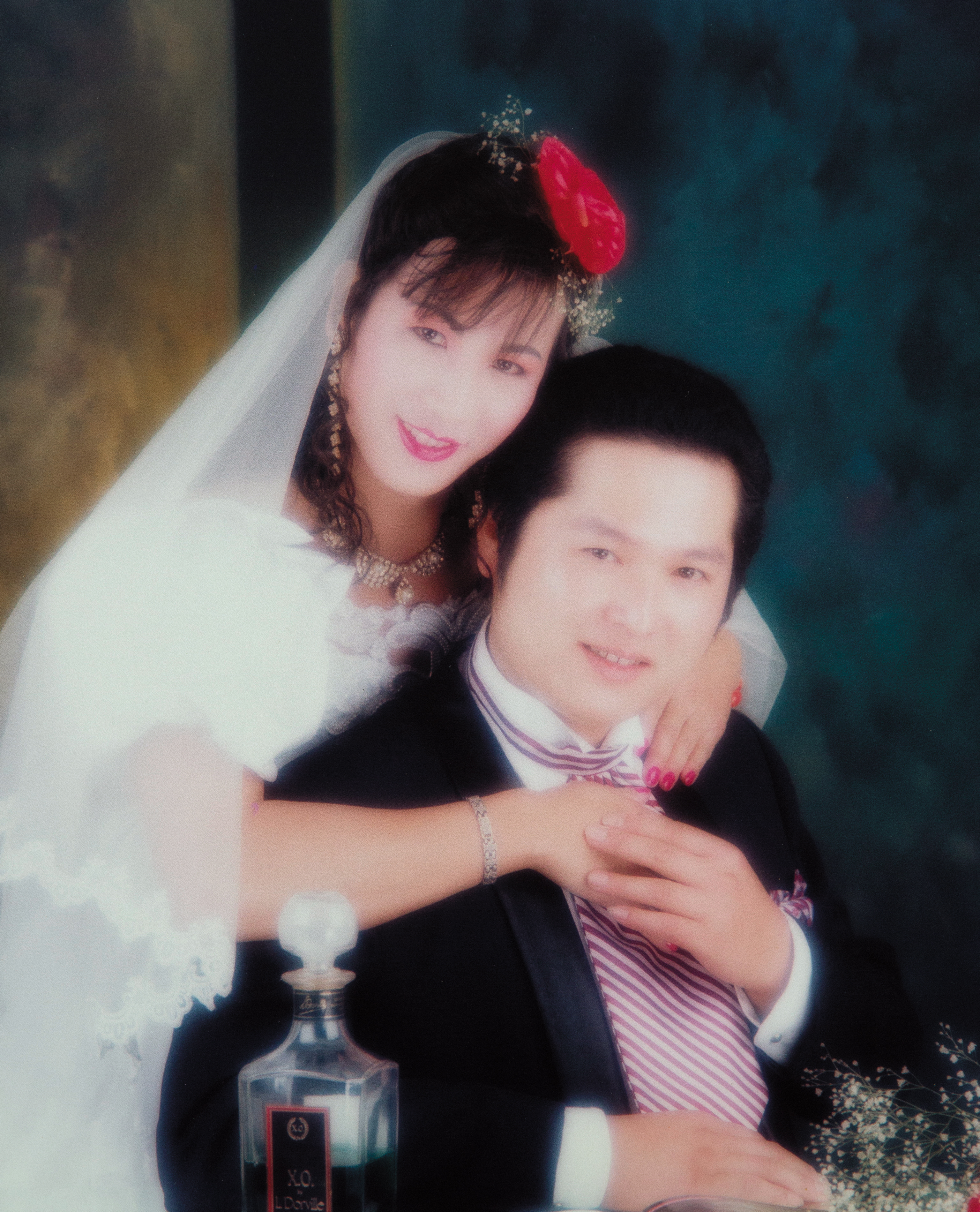 唐飛、楚龍相識4年後,決定結婚,並一起經營夜市、廟會賣唱的事業。(楚龍提供)