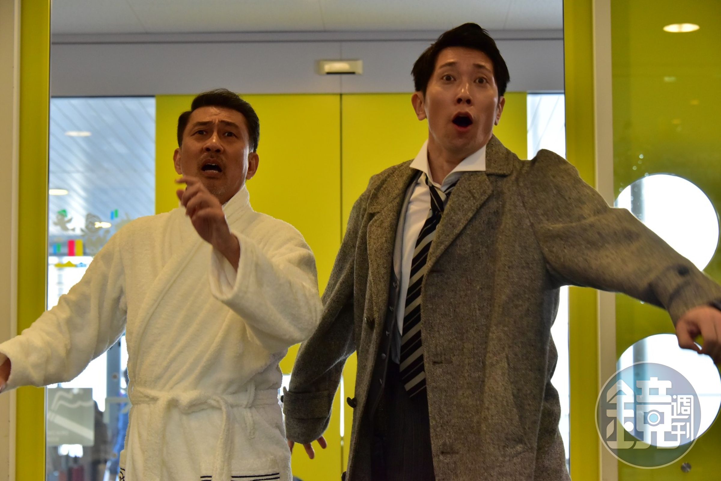 中井貴一（左）與佐佐木藏之介主演的喜劇電影《噓八百》續集考慮到台灣拍攝。（金馬奇幻影展提供）