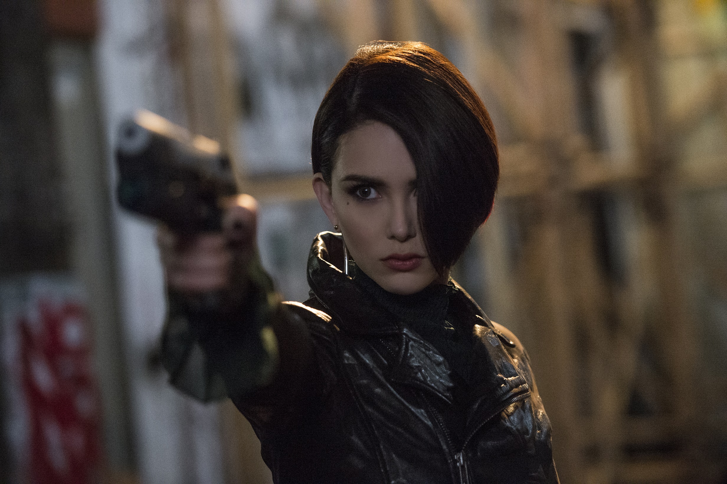 不管網友覺得昆凌的短髮造型像誰，的確有大家耳目一新的效果。（UIP提供）