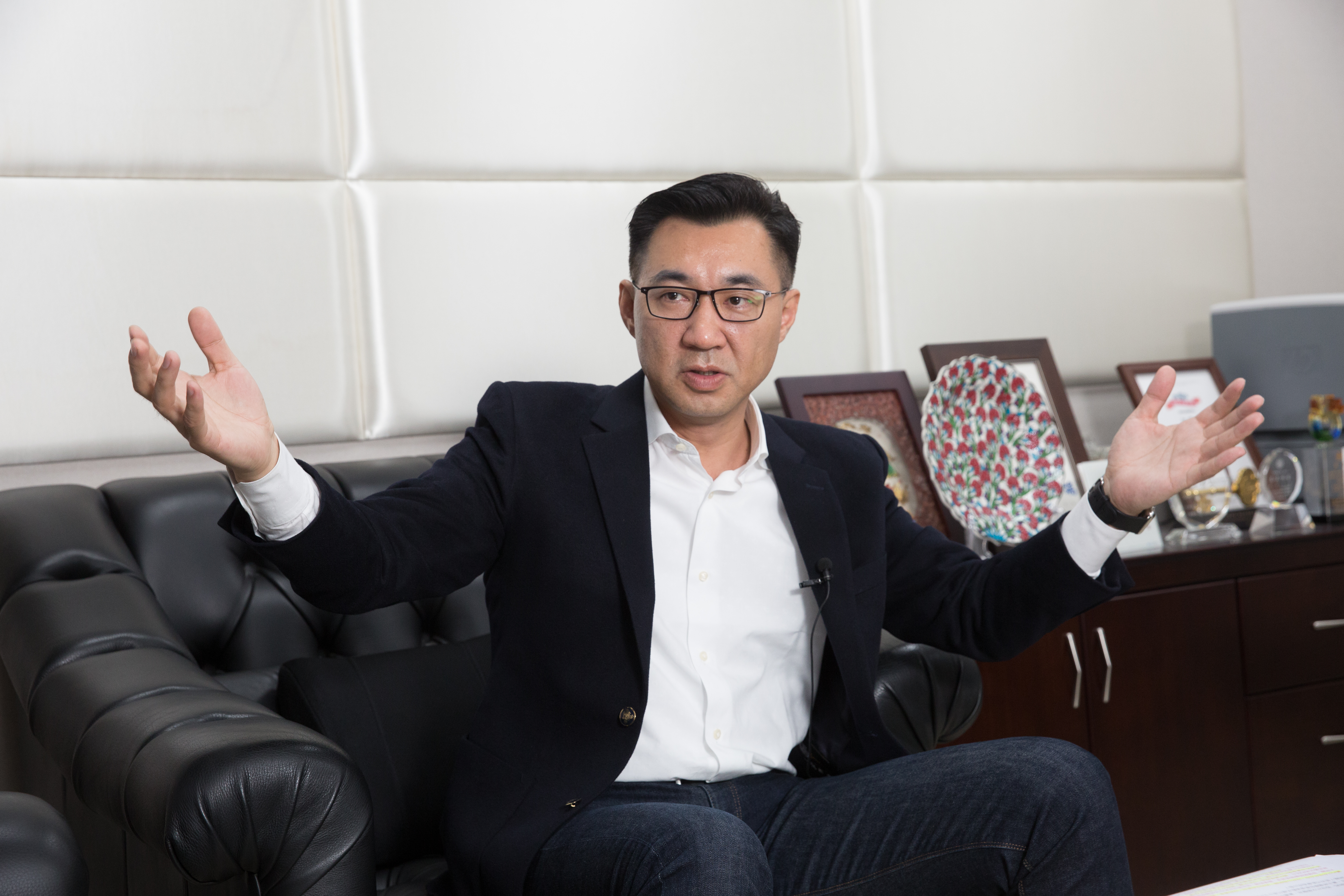 江啟臣表示，布吉納法索宣布與台灣斷交，是對台援助太平洋地區的警告。