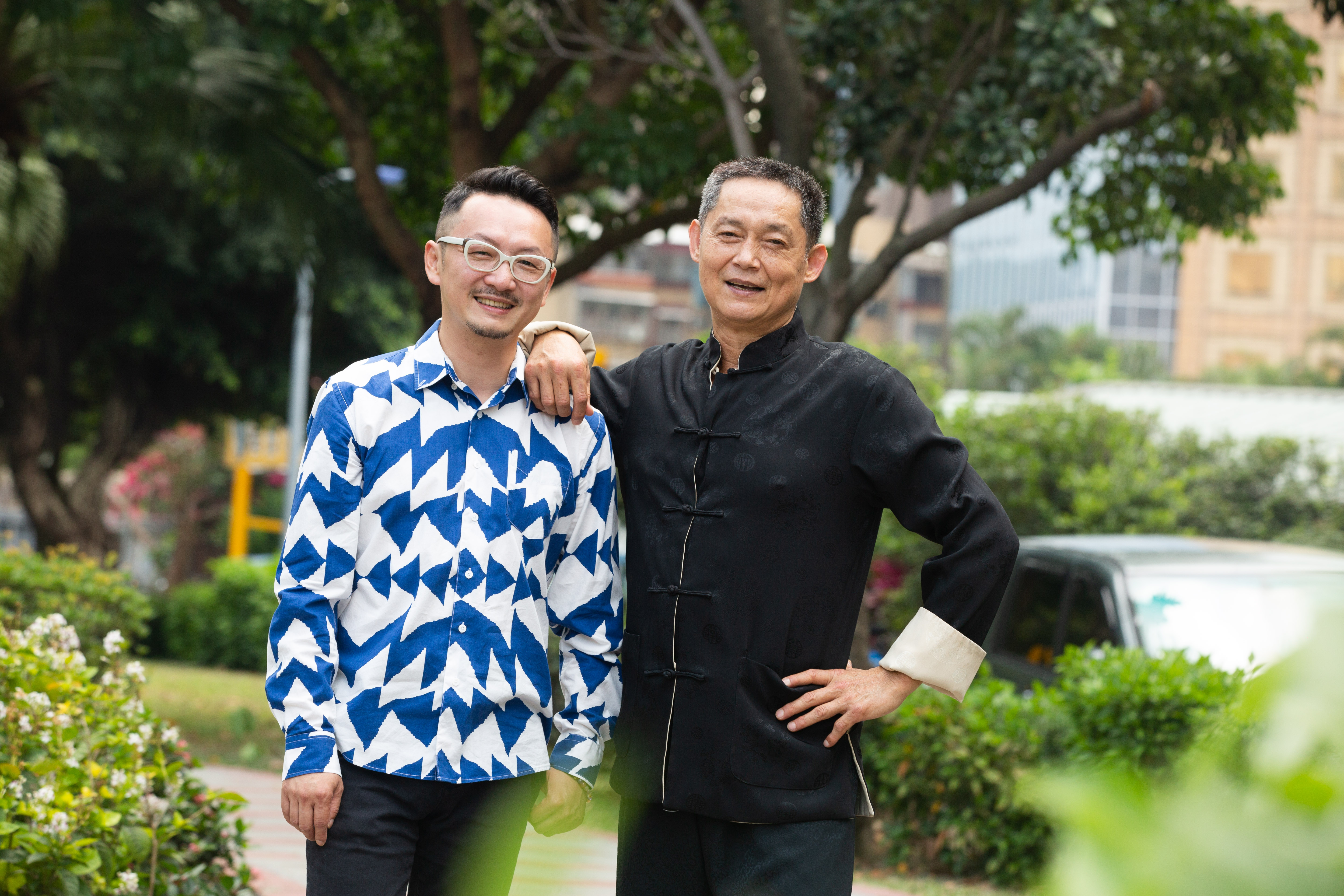 王奇（左）透露他為了拍攝短片花了超過50萬，目前都還沒仔細算帳，怕一算自己會嚇到，此外他表示會讓短片進行公益放映。