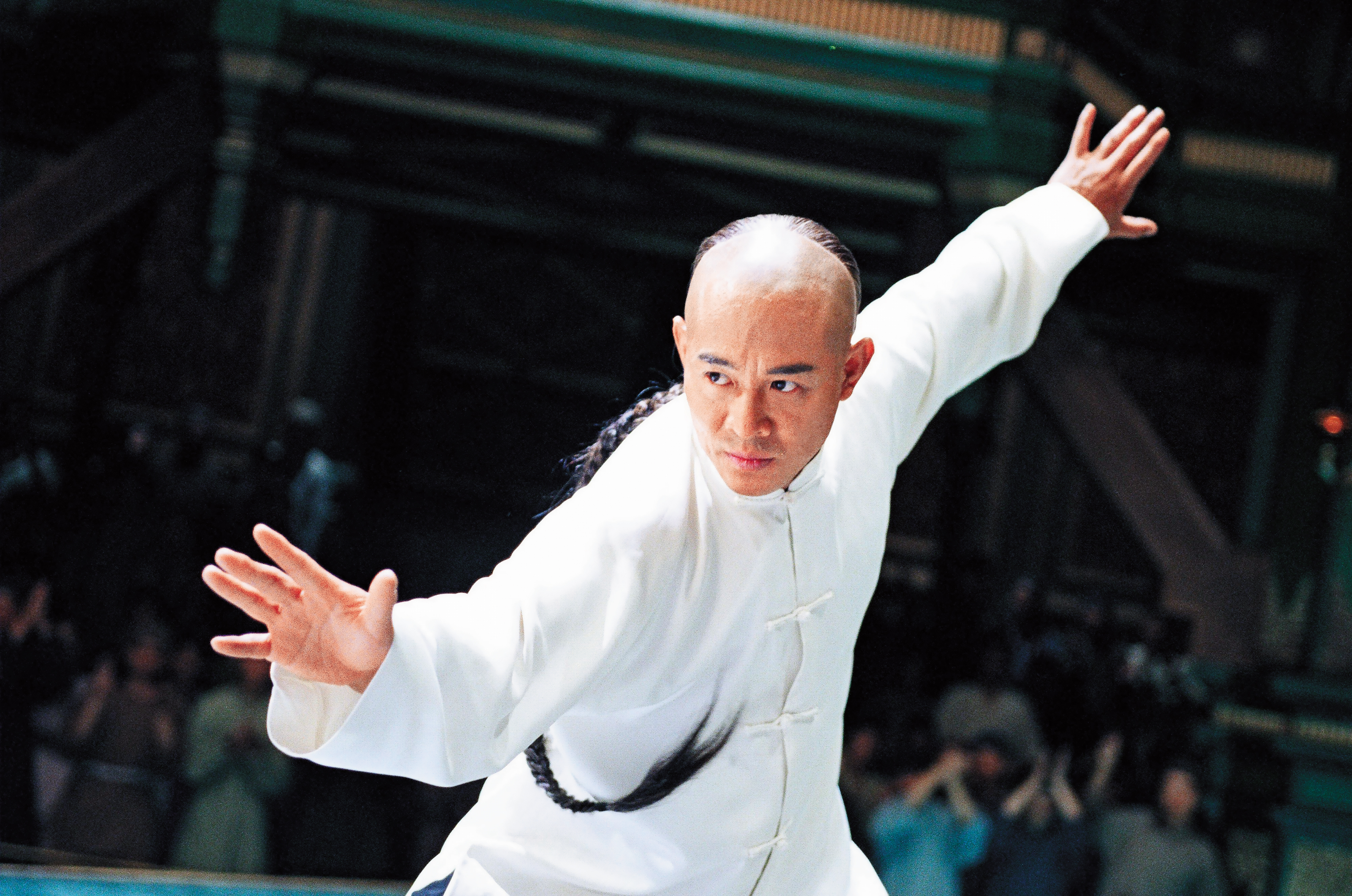 李連杰古裝的神采令人難忘，憑武術冠軍出身的拳腳身段，大銀幕詮釋功夫高手不做第二人想。（東方IC）