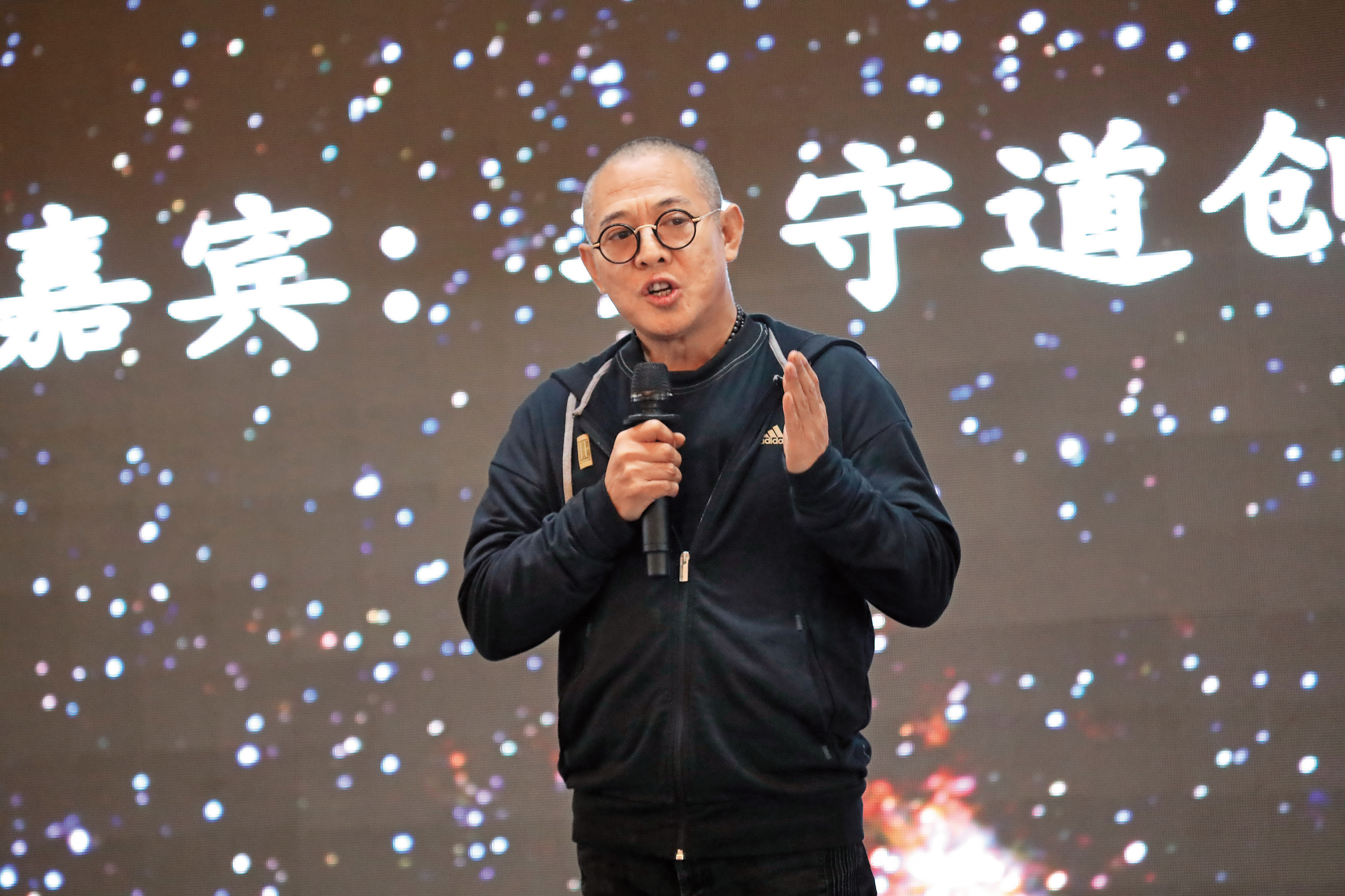 雖然是動作明星，李連杰卻博學又有智慧，聽他說話感受到每個字都從心裡掏出來的真誠，很難不被打動。（東方IC）