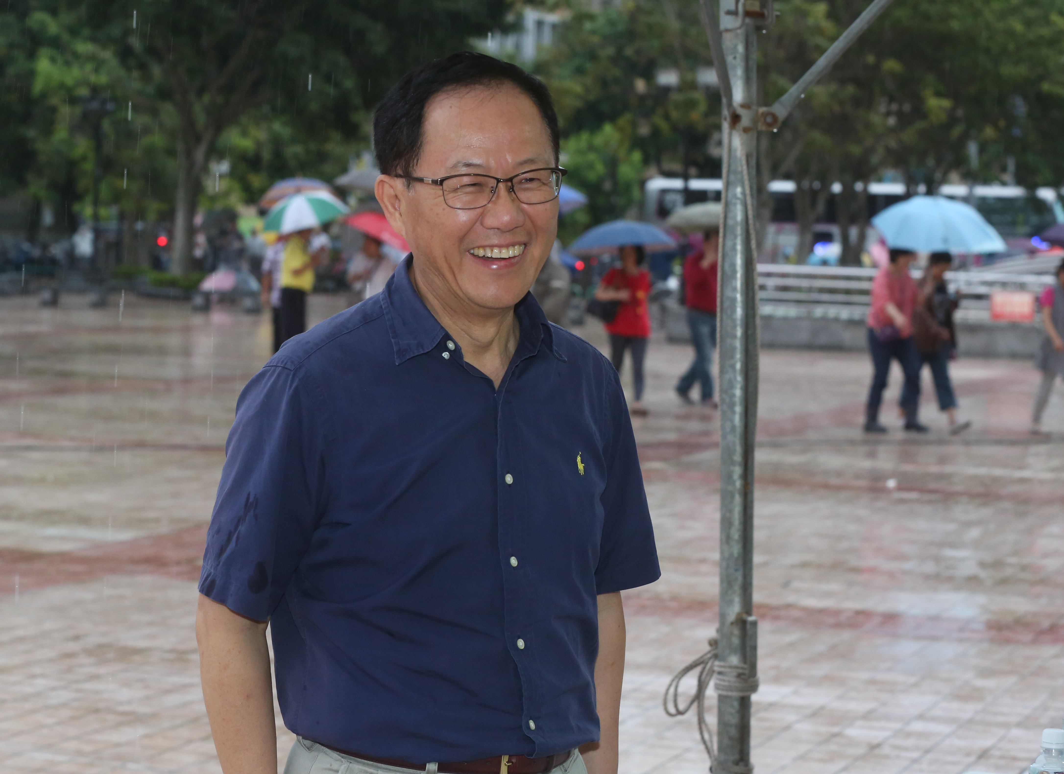 丁守中表示，相較於姚文智有中央政府執政優勢，現任市長柯文哲有市府資源，他沒有樂觀的本錢，要全面衝刺，勤跑基層爭取選民支持。