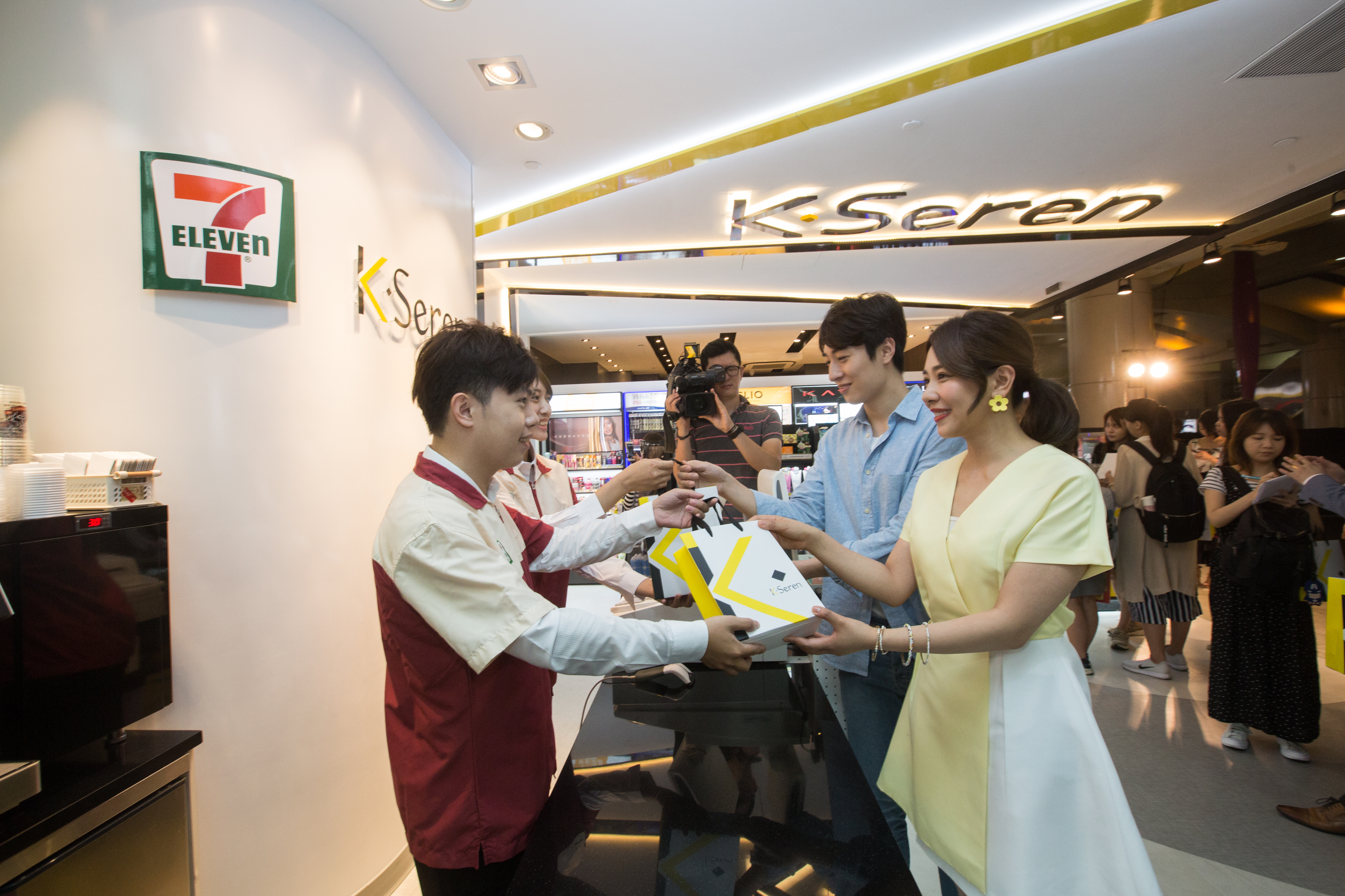 「K･Seren」，K代表Key，象徵打開美麗之路，Seren則是源自Serendipity，表示不期而遇的美麗人事物。