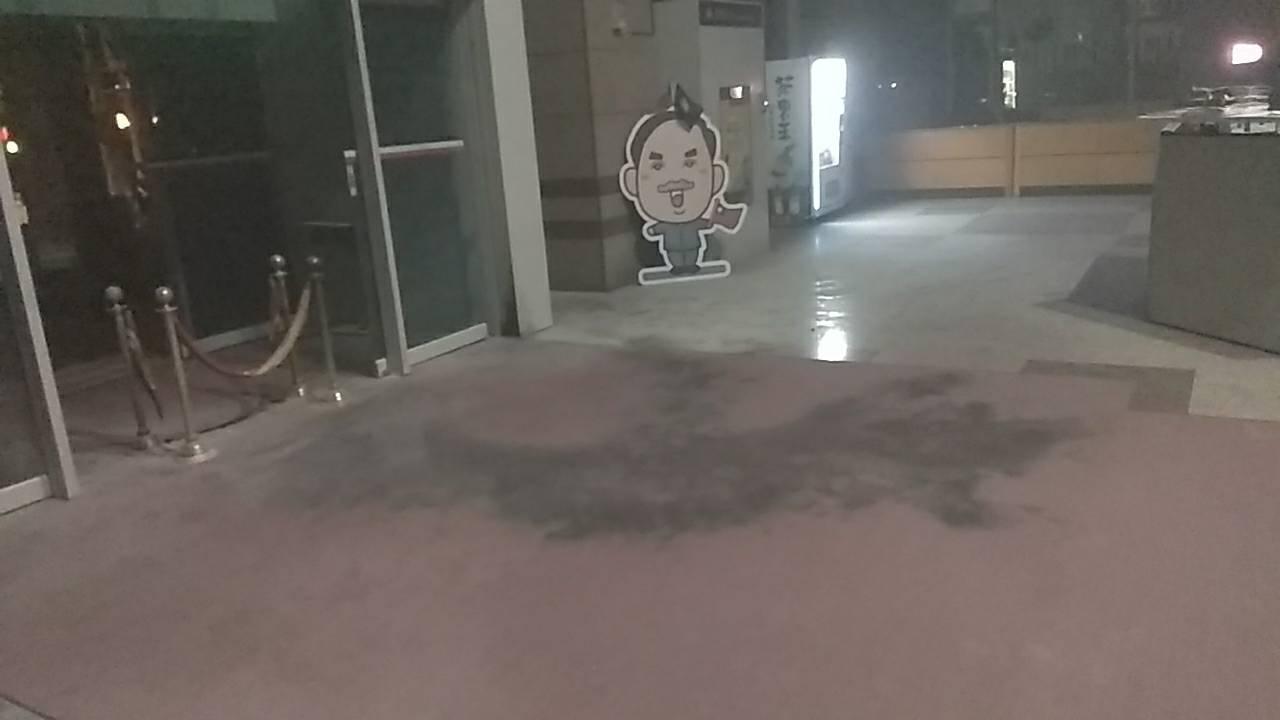 國民黨部今凌晨遭縱火。（國民黨提供）