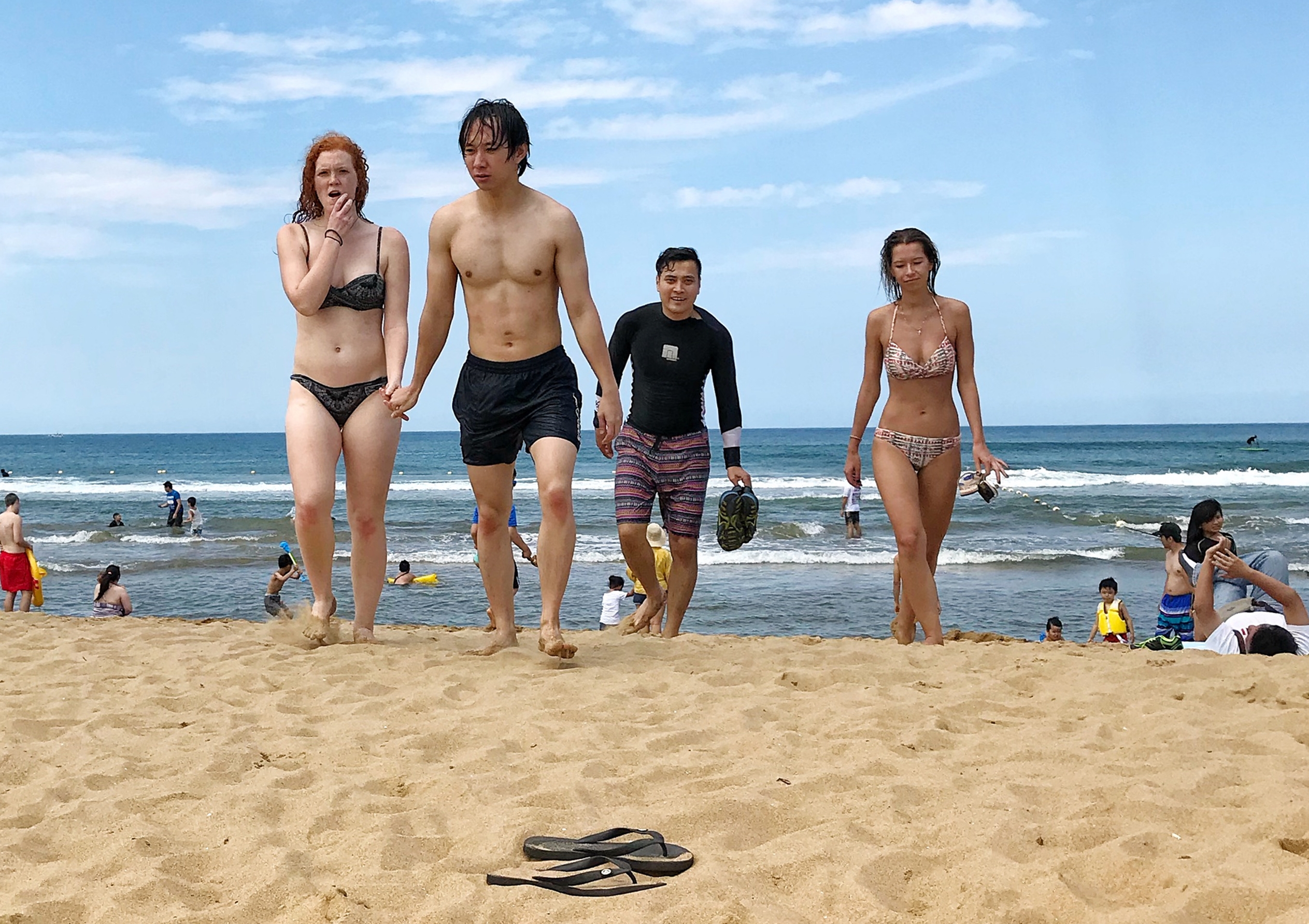 今日上午11點25分台北已經熱到36℃，天氣晴朗。