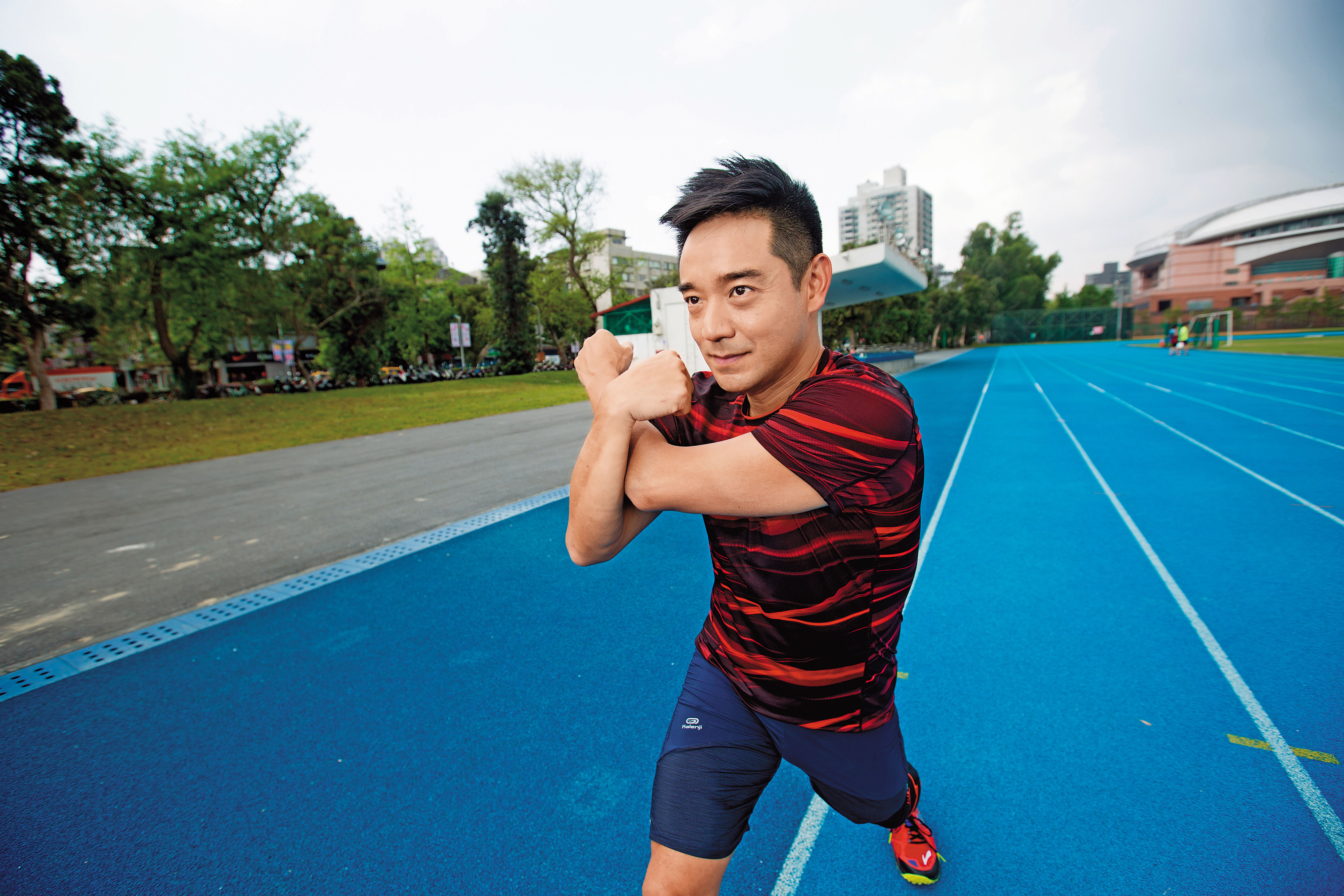理財跟運動一樣，岑永康量力而為，不亂冒風險，一步步讓自己成為贏家。