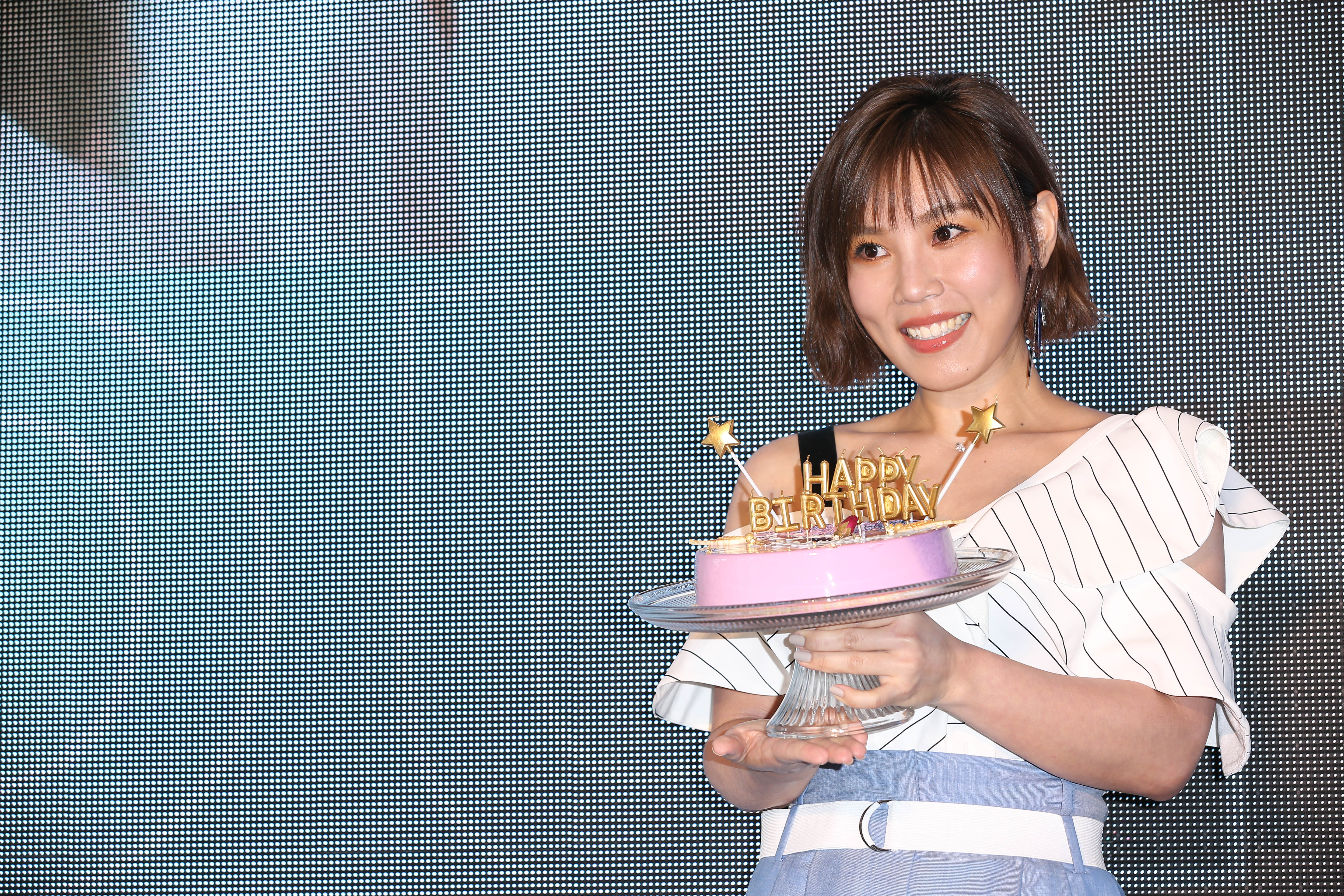 今天滿30歲的李佳薇，舉辦專輯聽歌會，分享從出道以來的心境轉折。