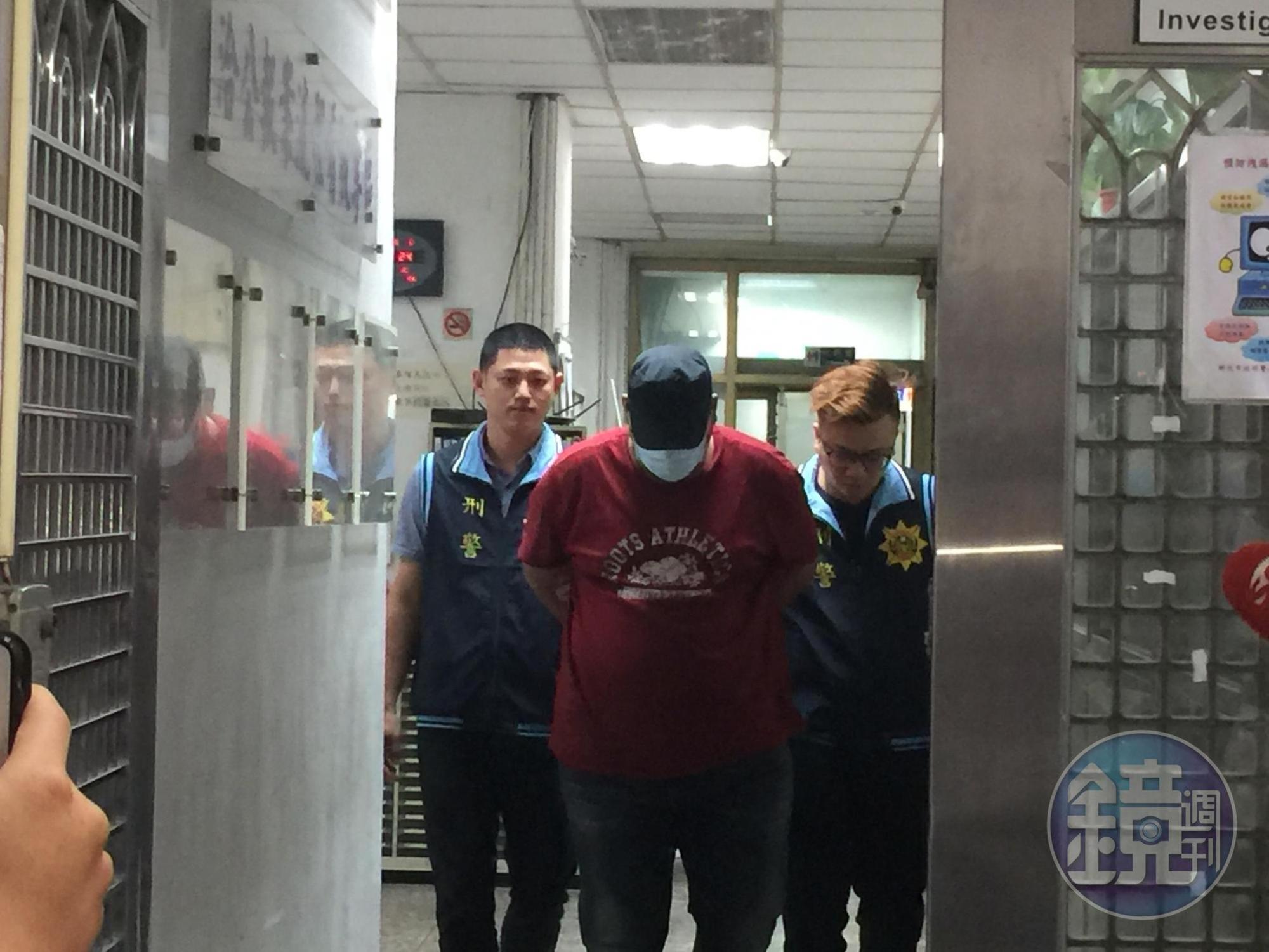 謝嫌訊後遭警方移送偵辦。