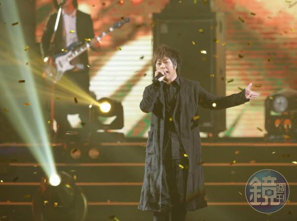 五月天壓軸演唱,一連帶來兩首單曲。