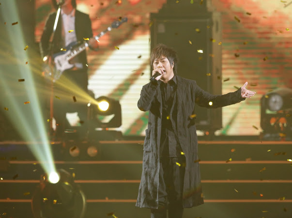 五月天壓軸演唱，一連帶來兩首單曲。