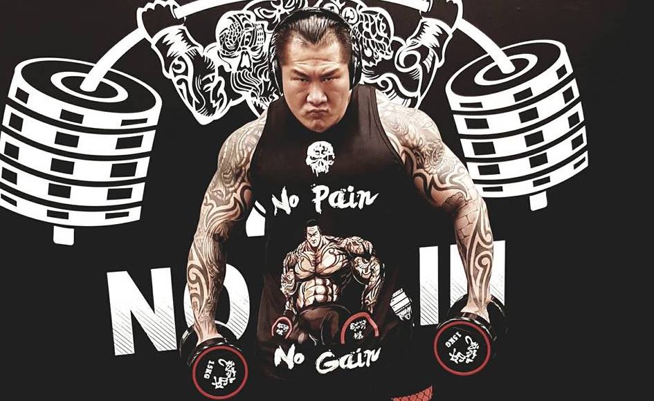 「館長」陳之漢最近在網上戰得一頭灰。（翻攝自館長臉書）