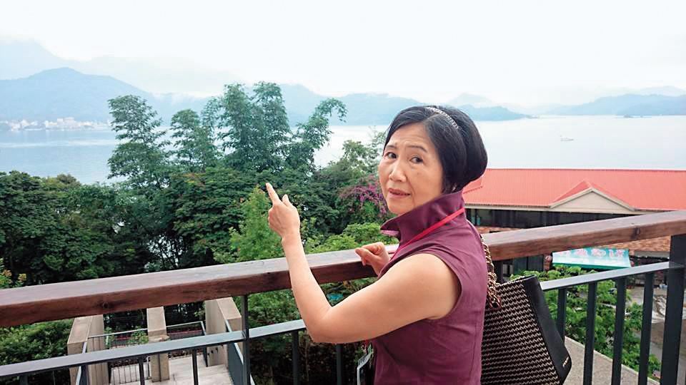 元祖分家後，媽媽張秀琬帶著大兒子在中國打拚，如今已是上市公司。（翻攝自張邵緯臉書）
