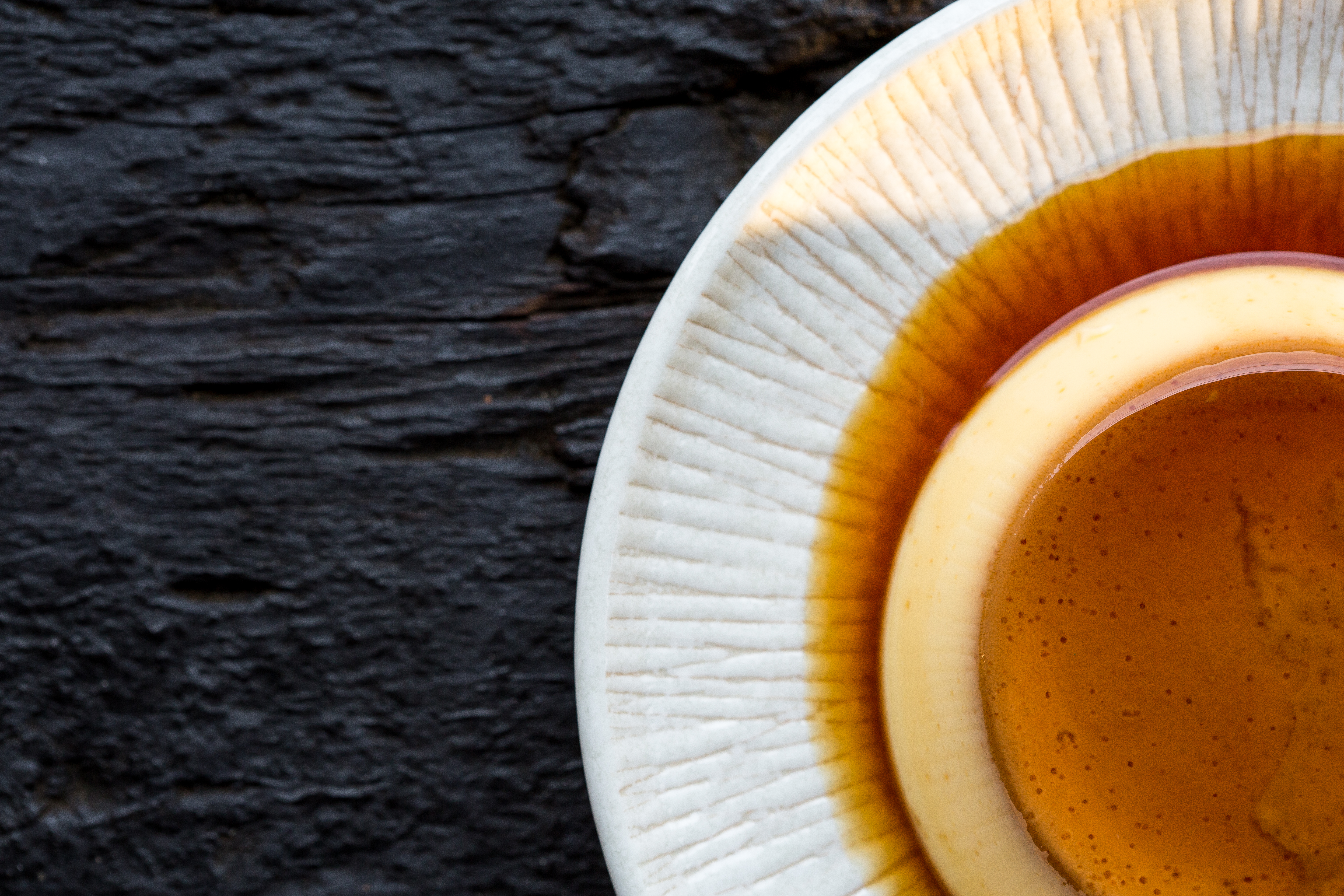 吳文耀說，早期台灣的布丁又叫布甸，其實是用鴨蛋製成。