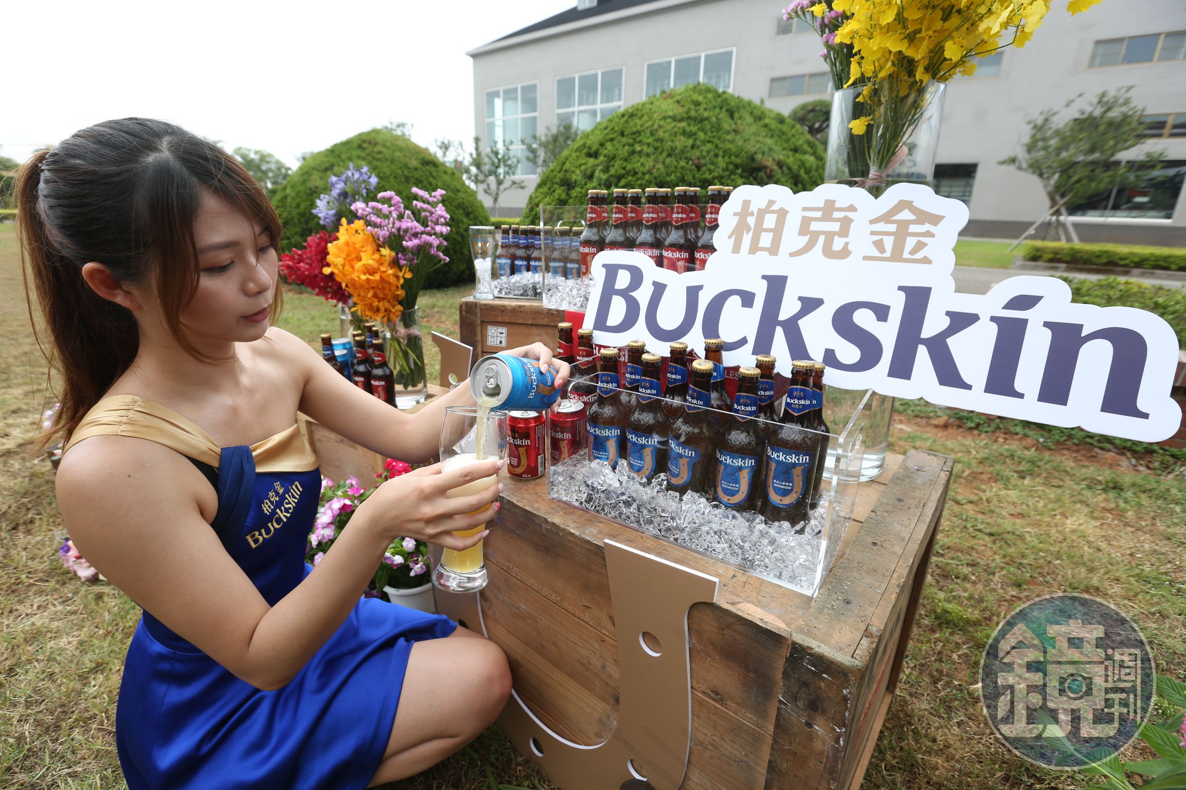 BUCKSKIN柏克金今起在四大連鎖超商販售。