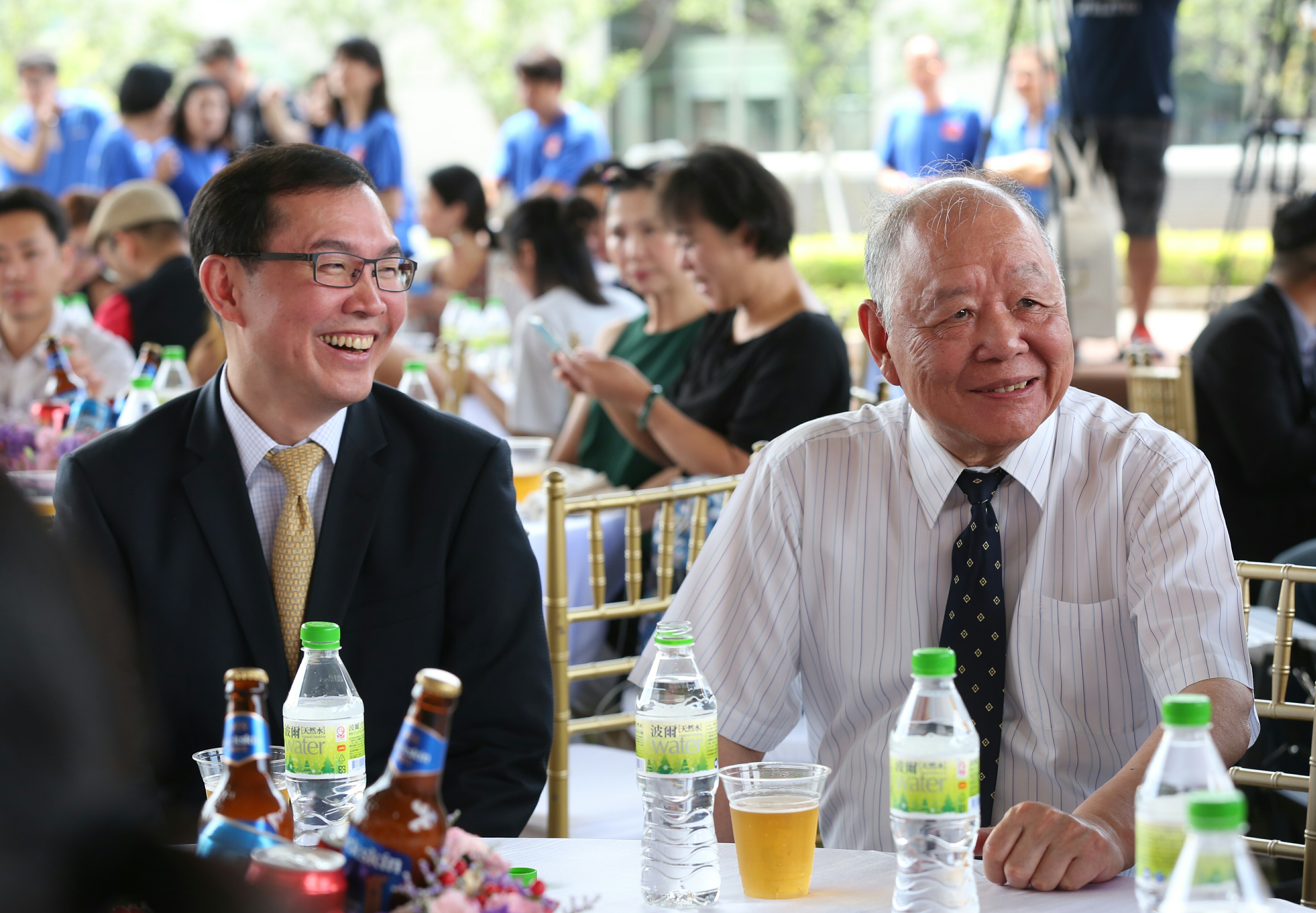 金車集團創辦人李添財（右）綽號點子大王，長子李玉鼎（左）頗有乃父之風，快狠準拓展事業版圖。
