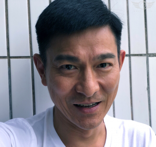 香港媒體爆出劉德華太太朱麗倩懷孕5個月消息。（翻攝自劉德華微博）