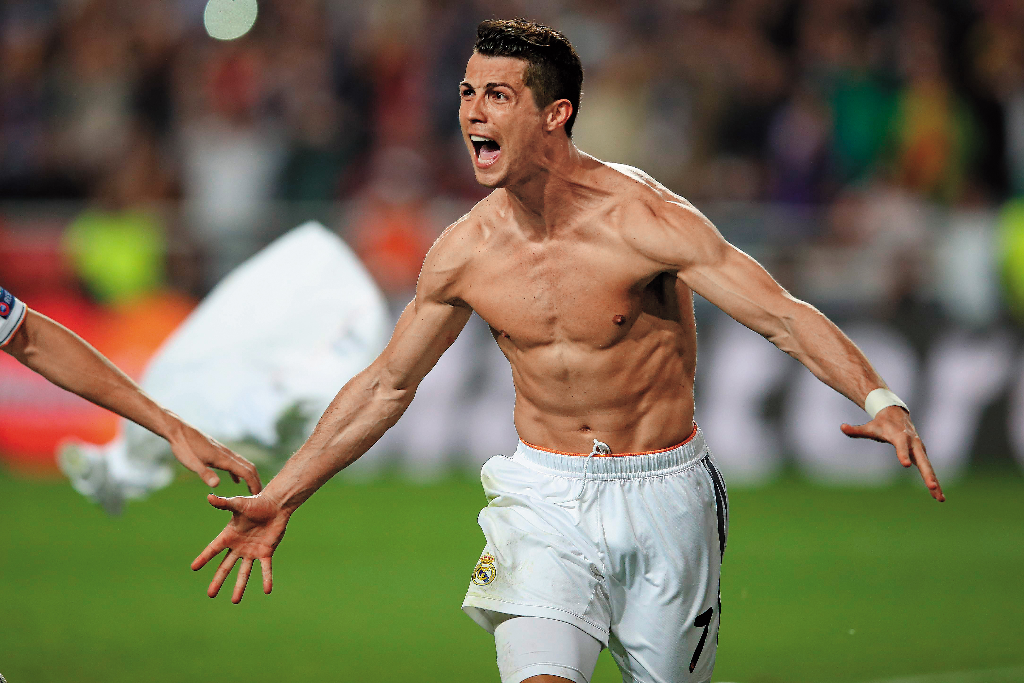 C.羅納度。（東方IC）