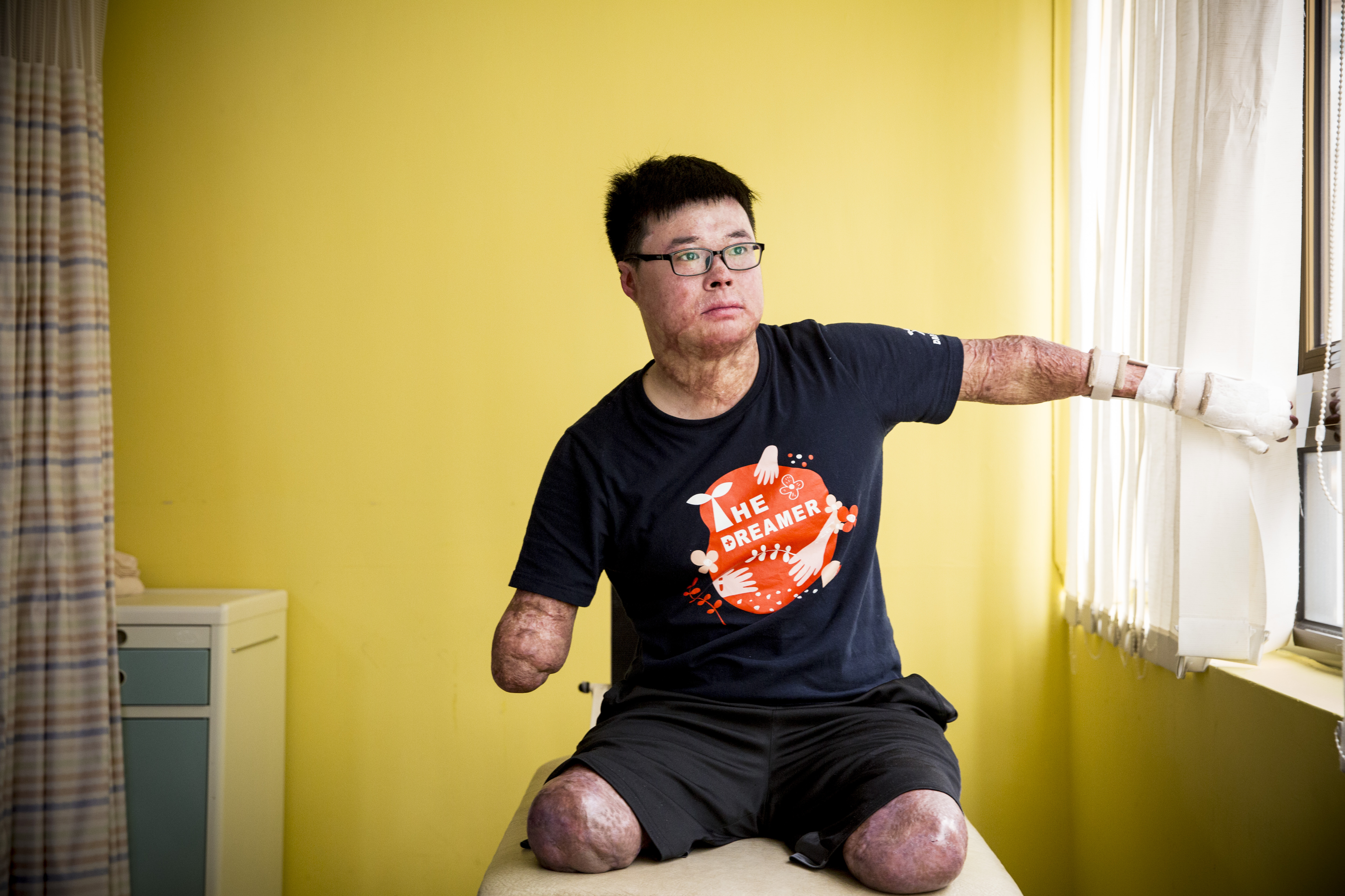 黃博煒說自己很少懷念過去的事，因為想那些沒有意義，眼睛看的腦中想的，大多是之後的人生怎樣過得更精彩。