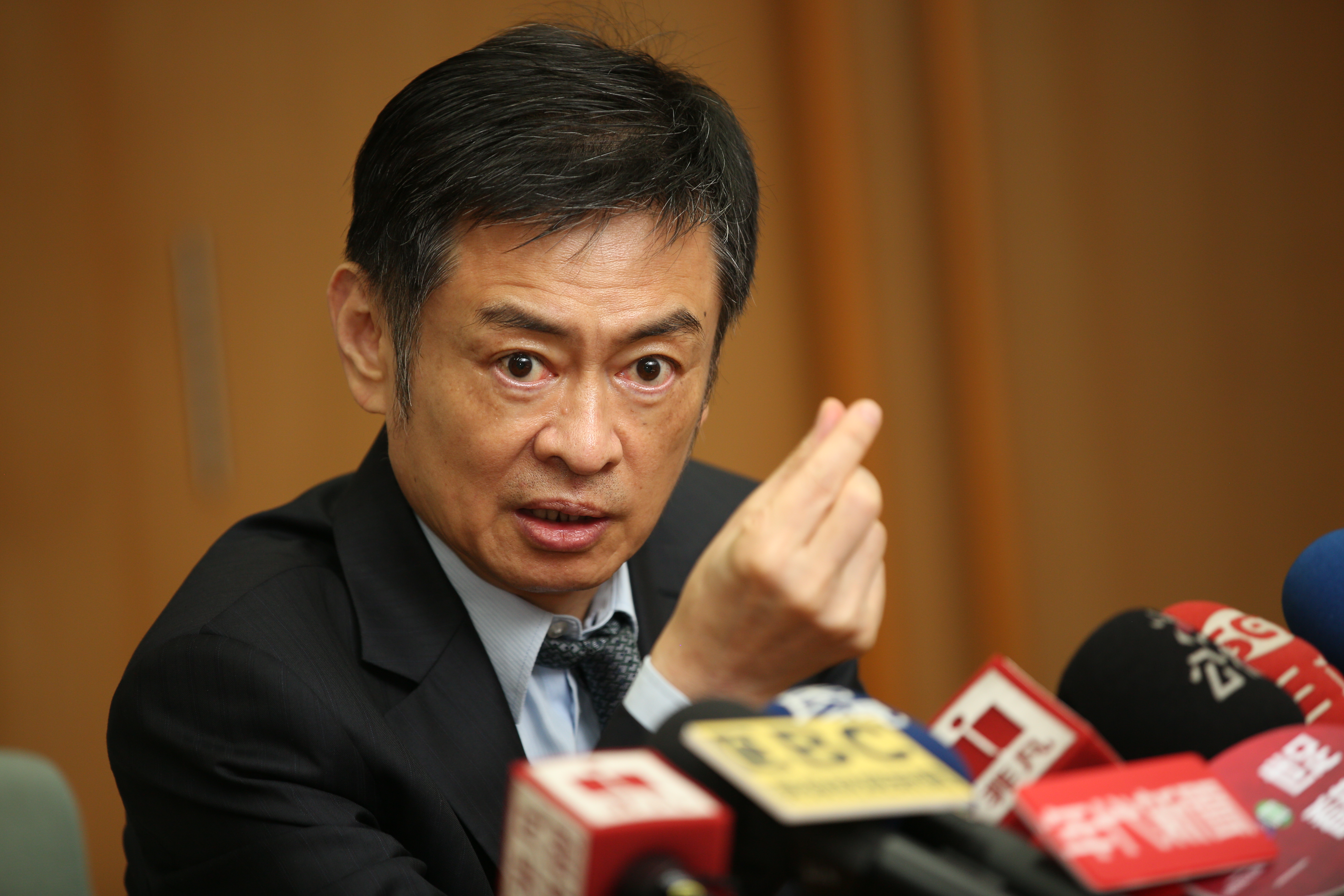 林恩平透露大立光要持續找地大幅擴增產能。