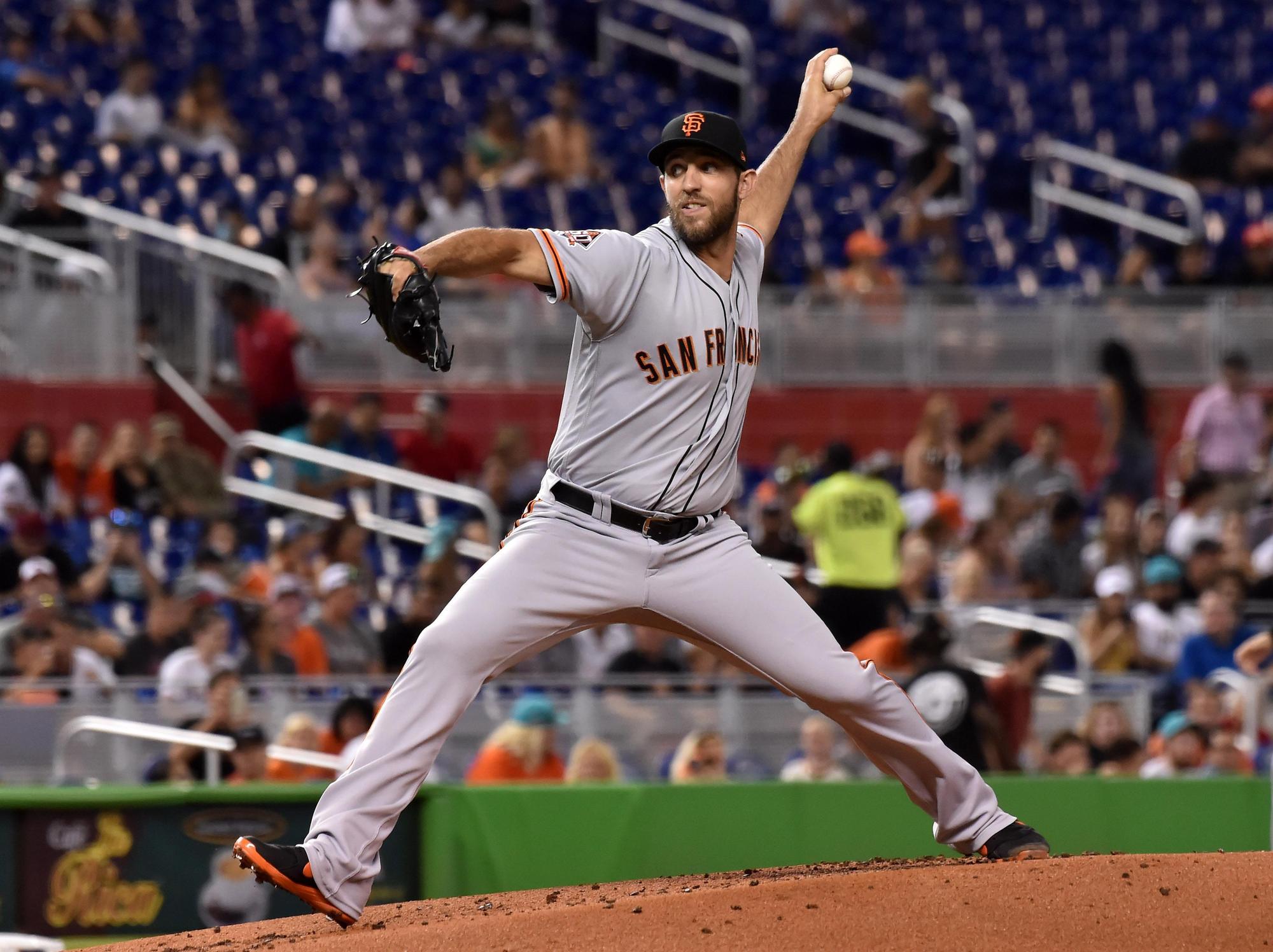 陳偉殷在主場掛帥先發,剛好碰上巨人王牌投手「瘋邦」邦賈納(Madison Bumgarner)。(東方IC)