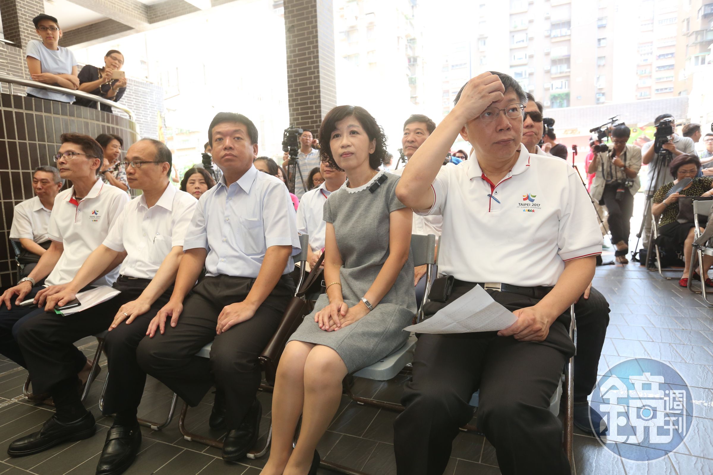 台北市長夫人陳佩琪委任律師林智群向台北地院遞狀提告，要求三立及主持人陳斐娟、律師曾勁元在三立官網刊登道歉啟事。