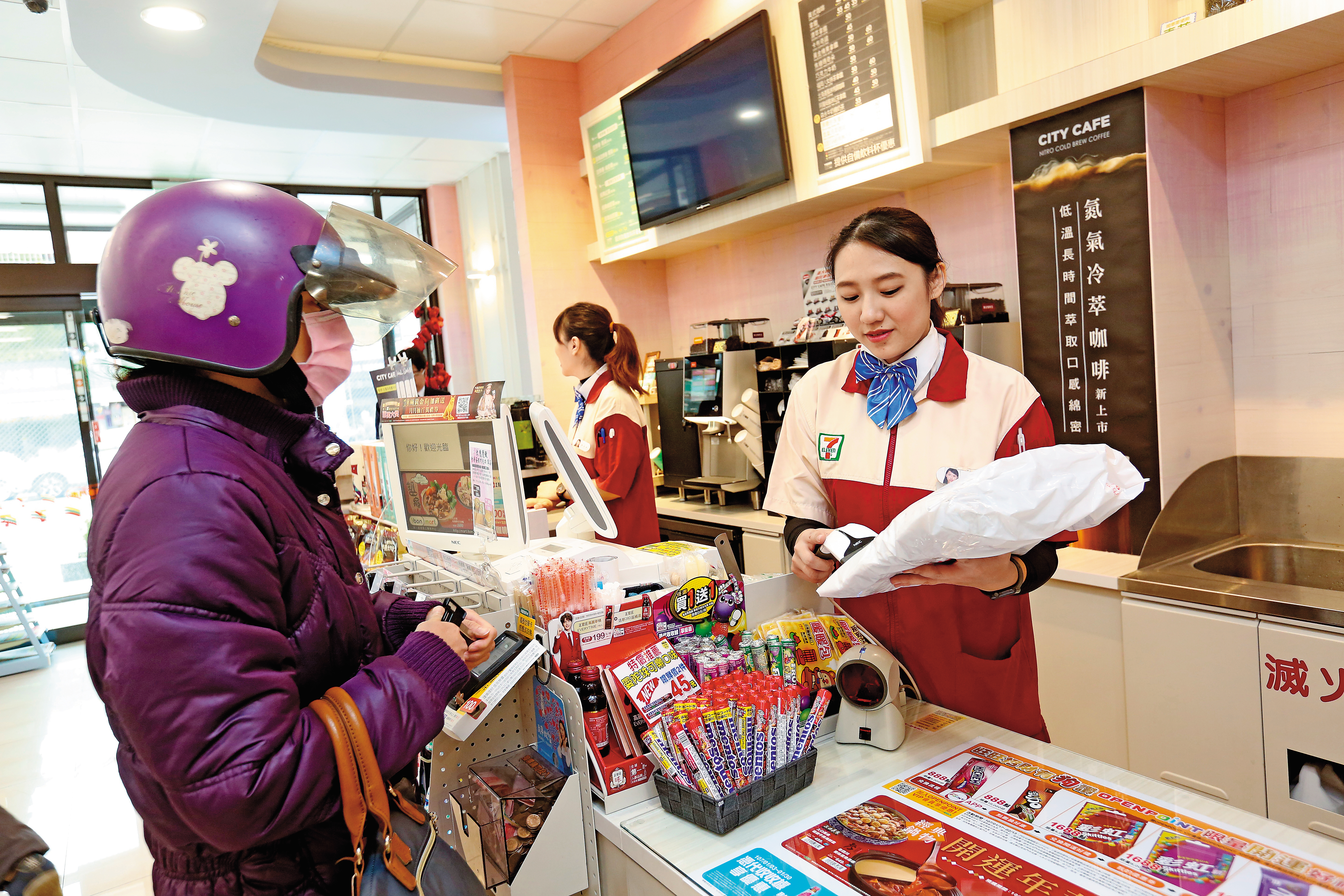 統一超是很多人每天都需要光顧的商店,轉投資事業也很賺錢。