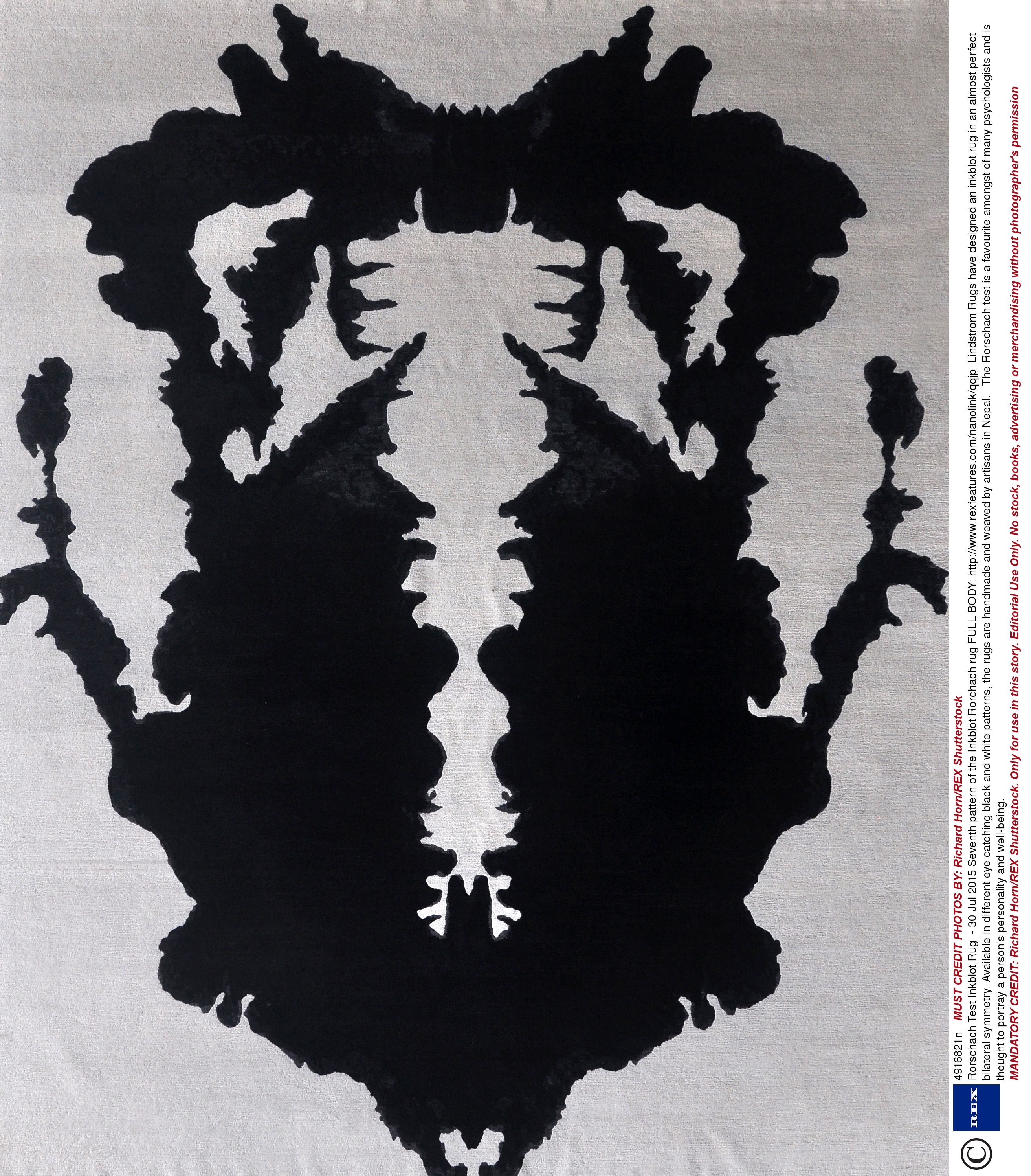 羅夏克墨漬測驗(Rorschach test)也是歷久不衰、甚至通俗文化的心理學話題,不過它的理論依據也受到諸多質疑。圖為一家英國公司設計的羅夏克墨漬地毯。(東方IC)