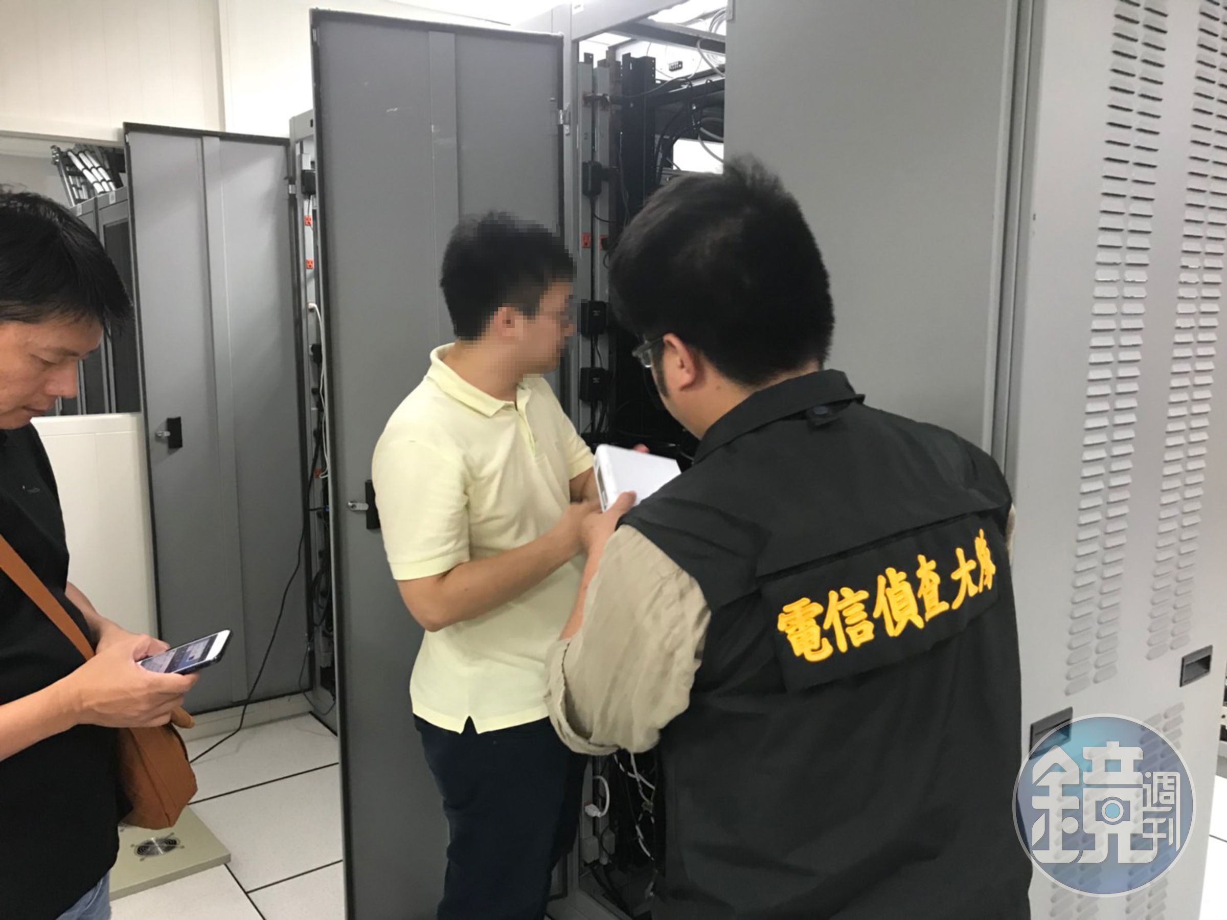 李嫌涉租用機房當作雲端匯集盜版影片、A片，遭警方移送法辦。（刑事局提供）