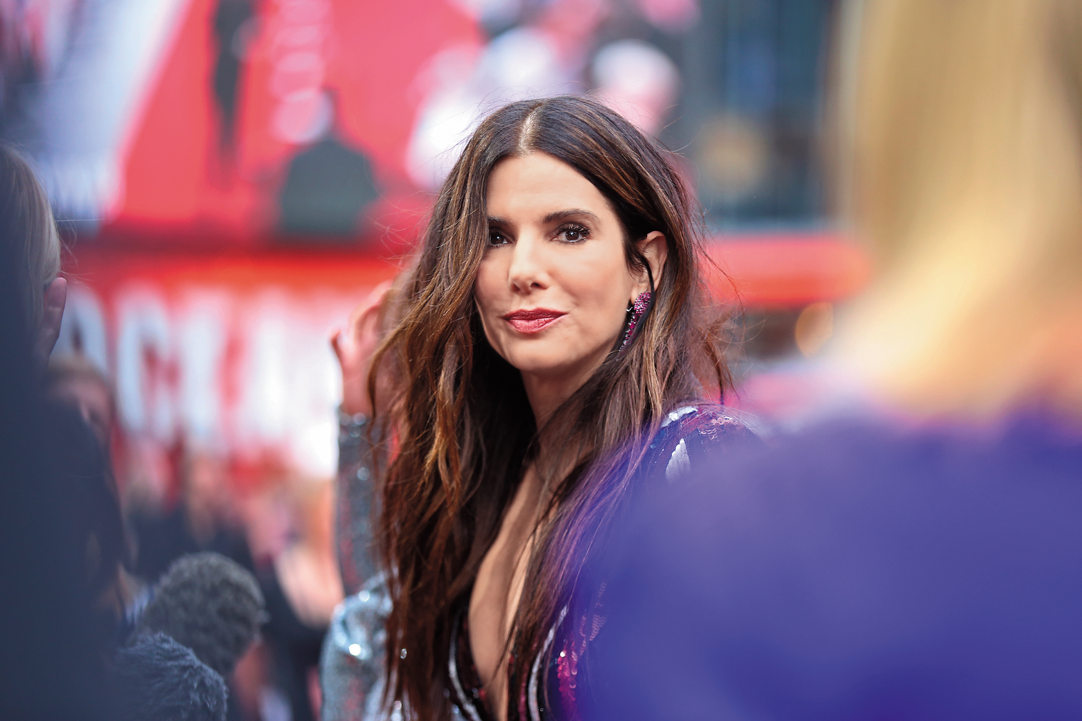 珊卓布拉克征戰影壇成績輝煌，多次入圍各種獎項並拿下奧斯卡影后榮銜，54歲的她也不敵歲月壓力，只能靠著醫美和化妝技術盡力讓觀眾賞心悅目。（東方IC）