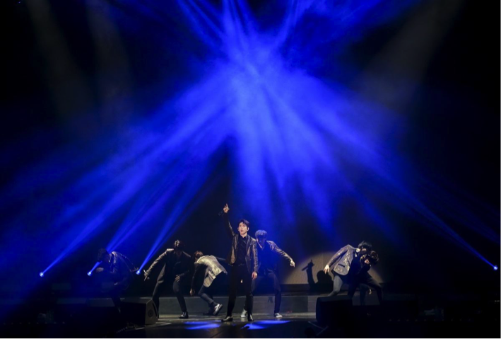 GOT 7演唱會舞台聲光效果炫麗，耗資逾千萬台幣打造。