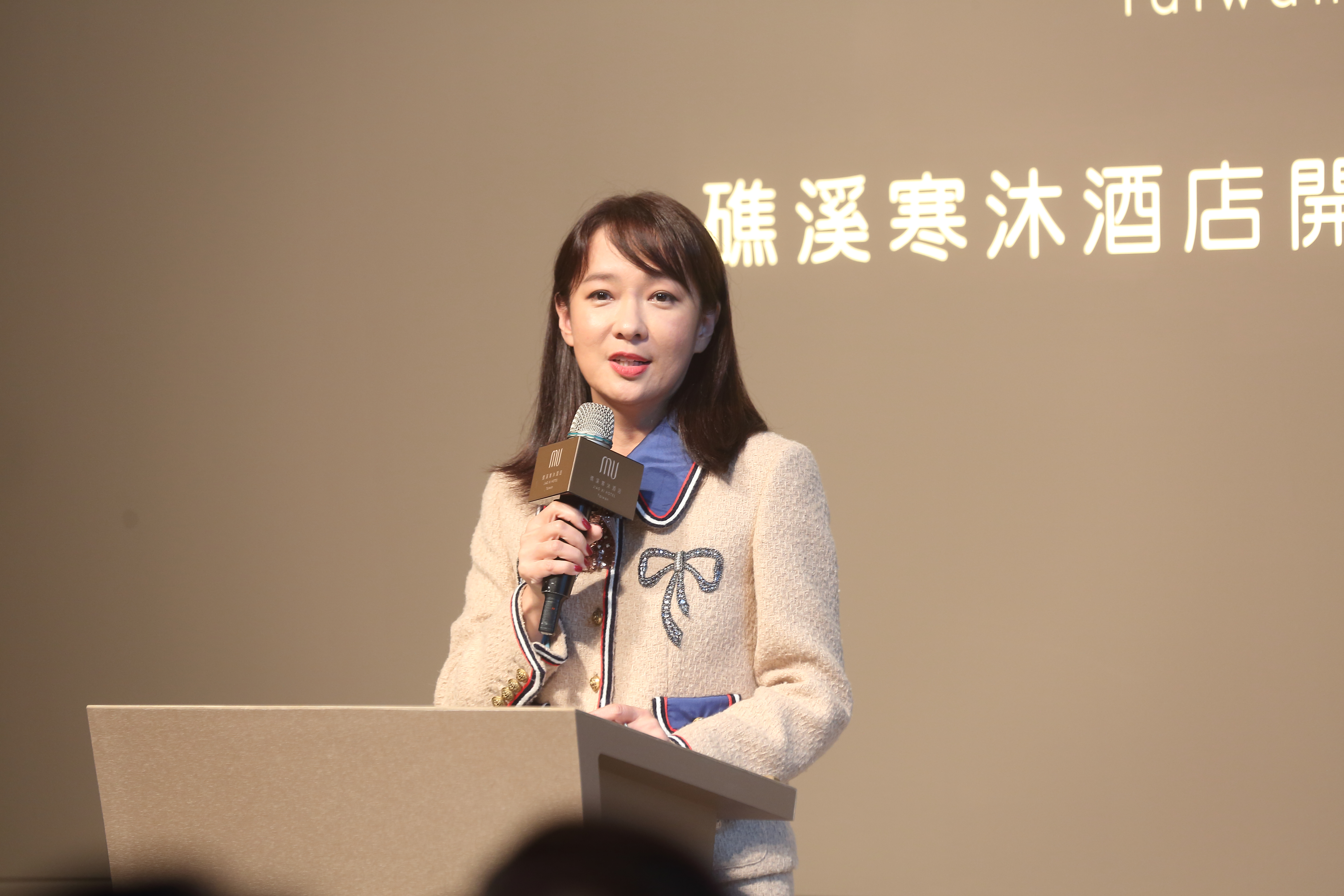 賴英里積極尋找外援，藉此鞏固自己的經營權。