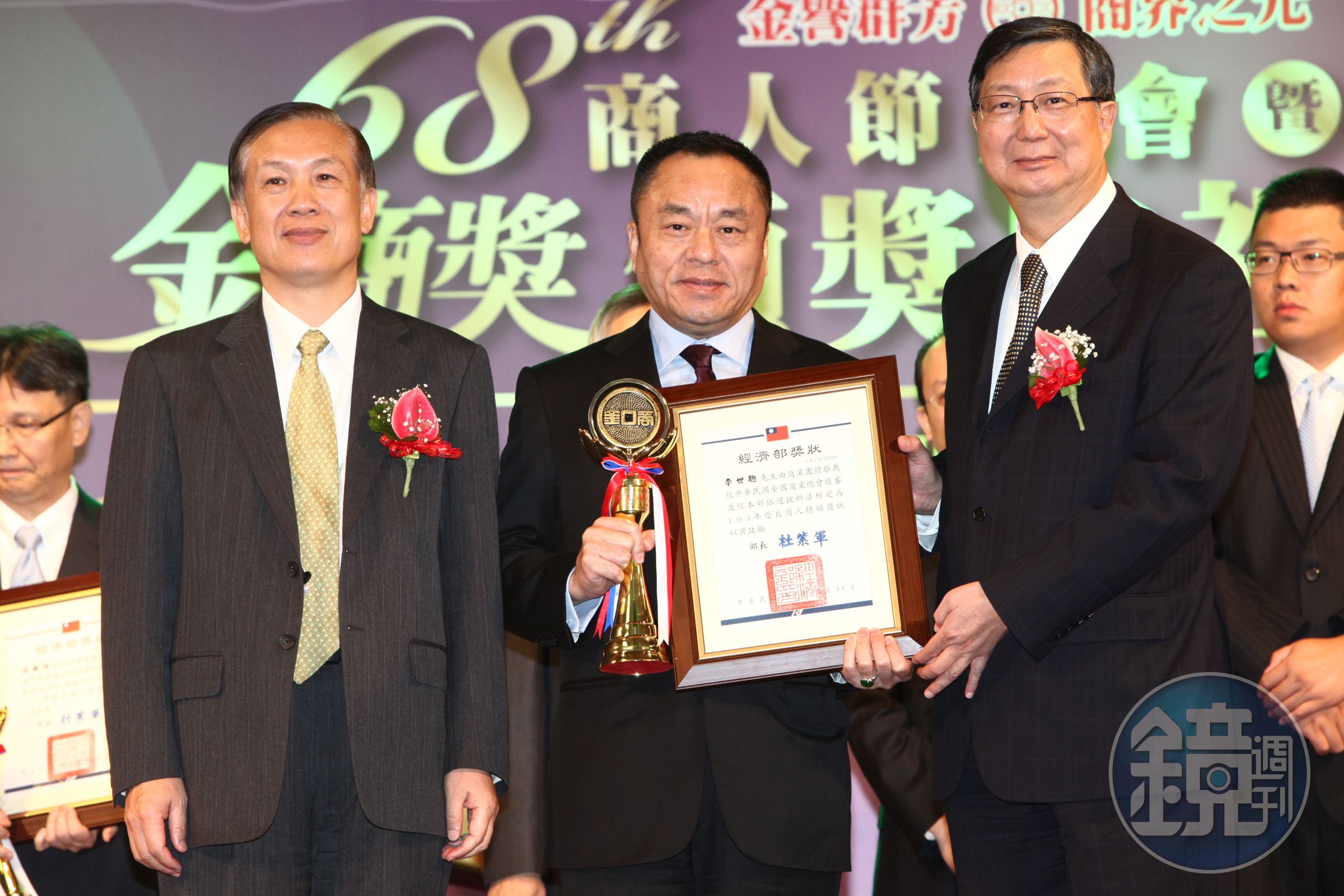 有殯葬大亨之稱的李世聰投資有成，事業版圖橫跨媒體、金融、建設、美妝等產業。（資料照片）