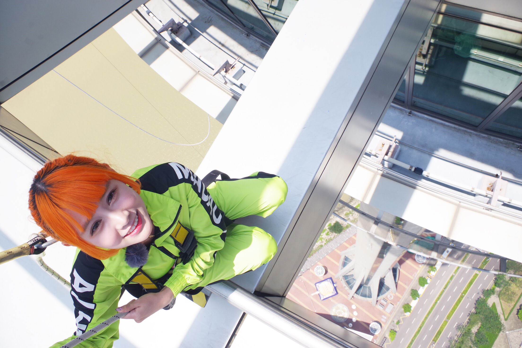 大馬女團AMOi-AMOi團員依渟一度因害怕呼吸急促缺氧，叫救護車送醫。（Red People提供）